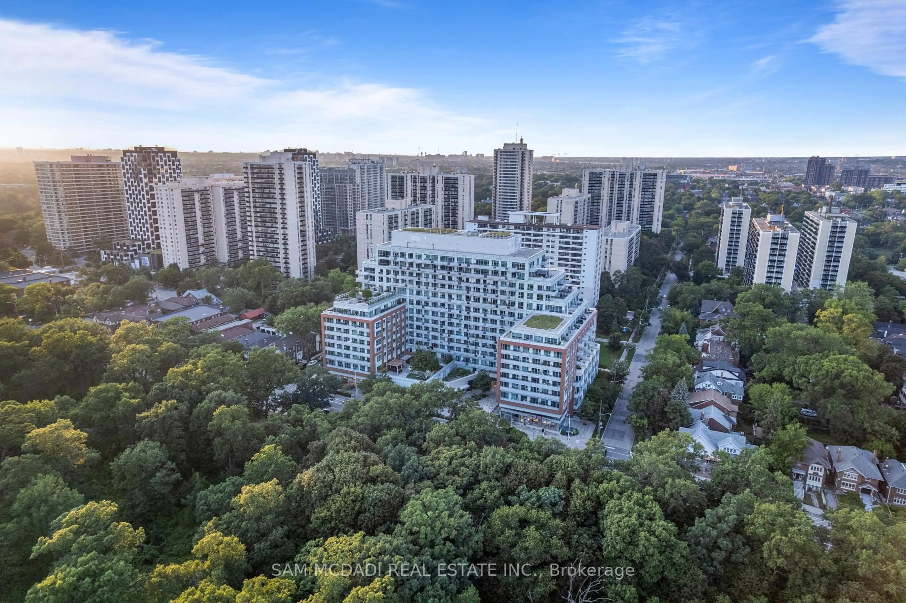 A pic from outside/outdoor area/front of a property/back of a property/a pic from drone, city buildings view from balcony for 1830 Bloor St #817, Toronto Ontario M6P 0A2