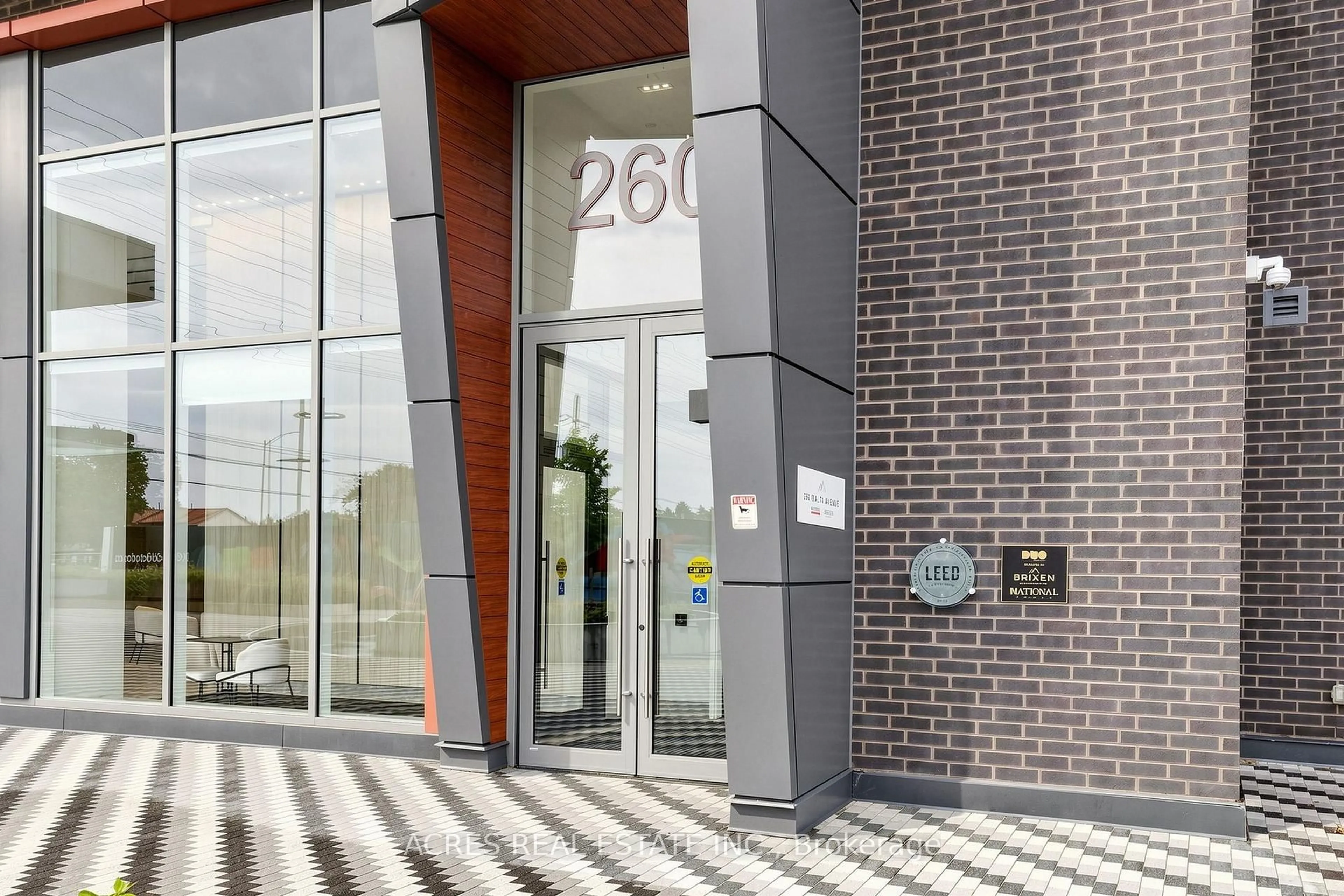 Indoor foyer for 260 Malta Ave #1008, Brampton Ontario L6Y 0B5
