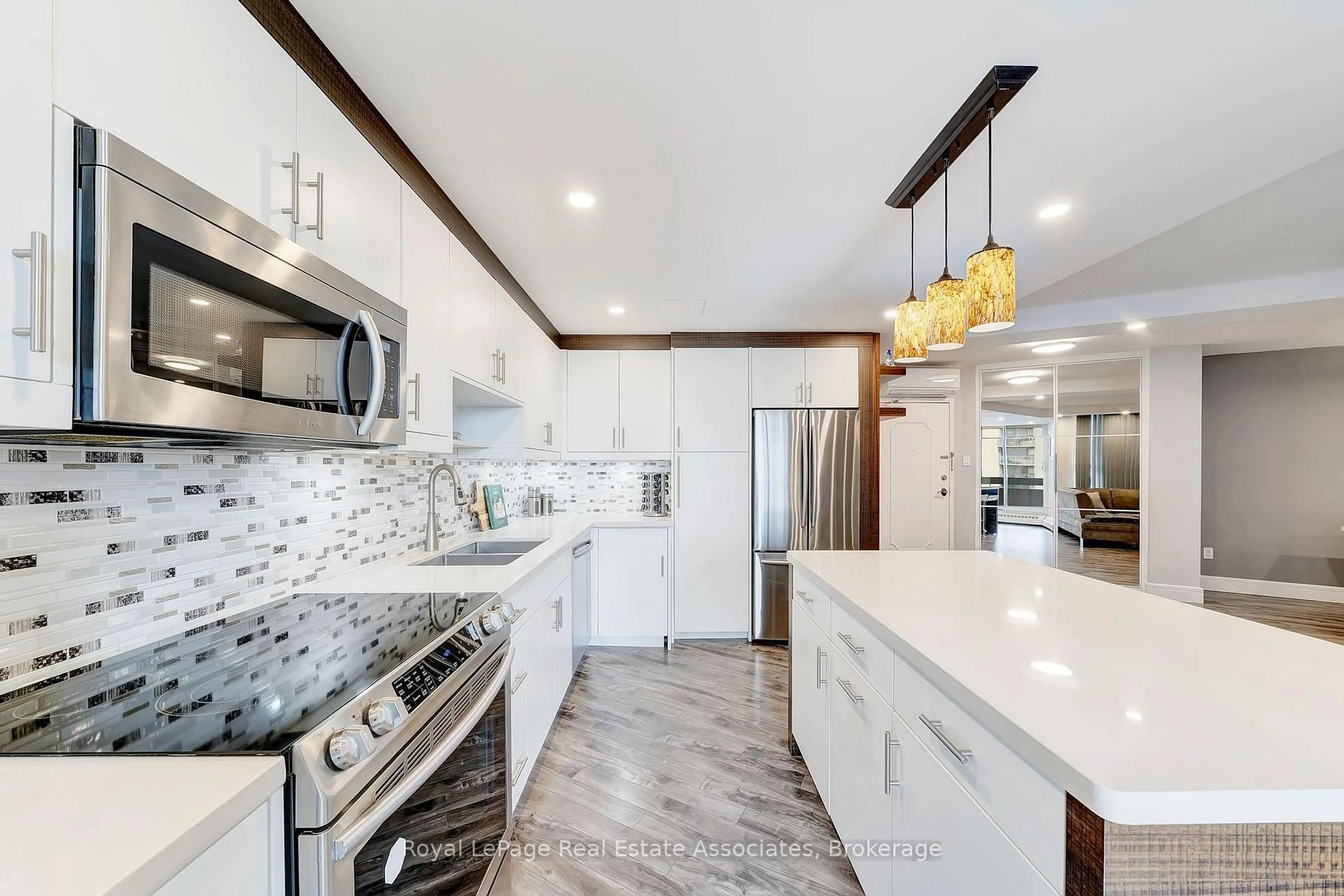 Open concept kitchen, ceramic/tile floor for 335 Mill Rd #1406, Toronto Ontario M9C 1Y6