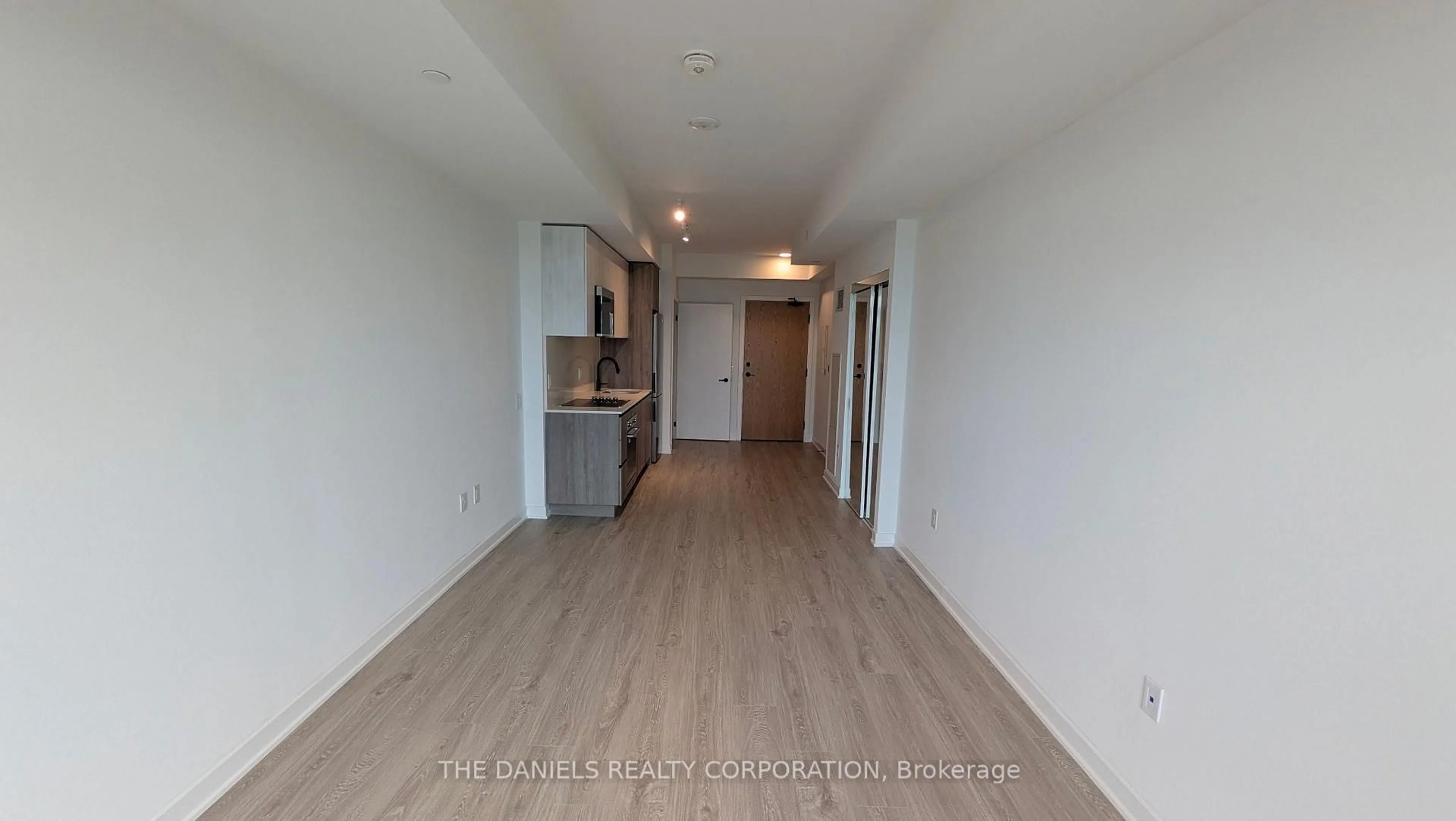 Unknown for 2495 Eglinton Ave #510, Mississauga Ontario L5M 2T2