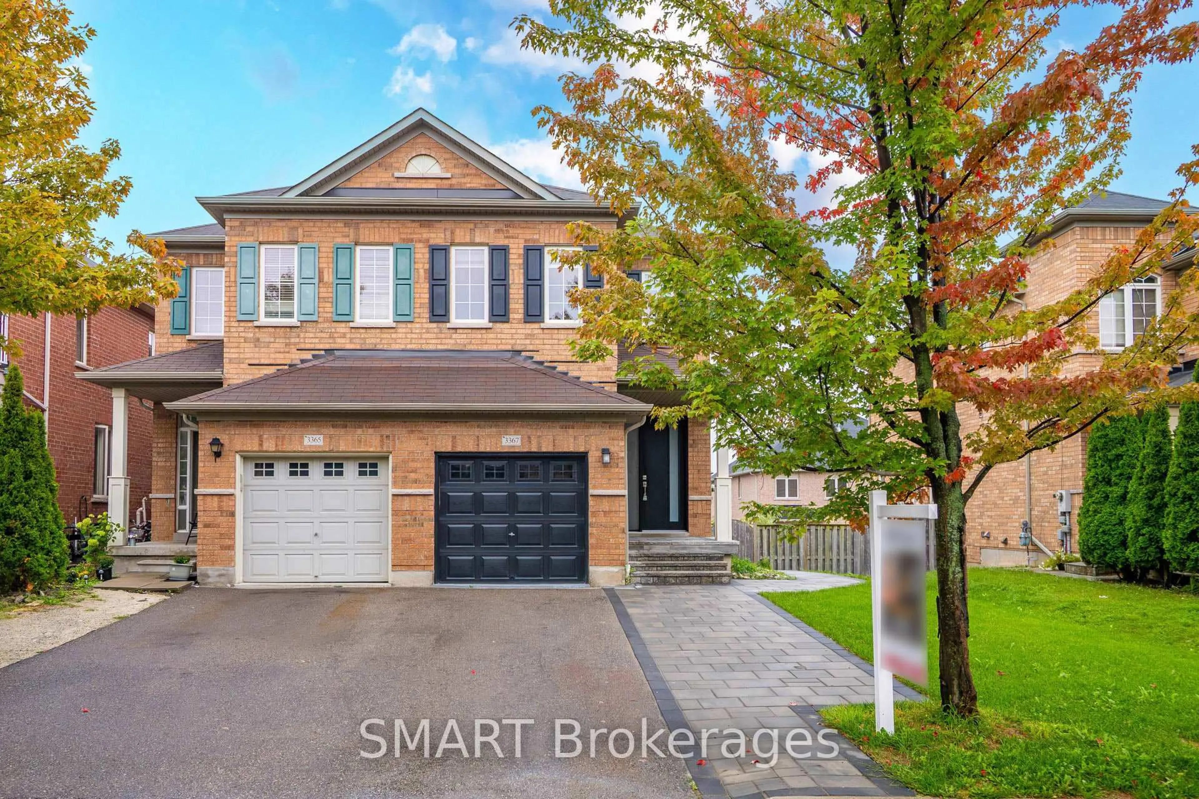 Home with brick exterior material, street for 3367 Stoney Cres, Mississauga Ontario L5M 0N6
