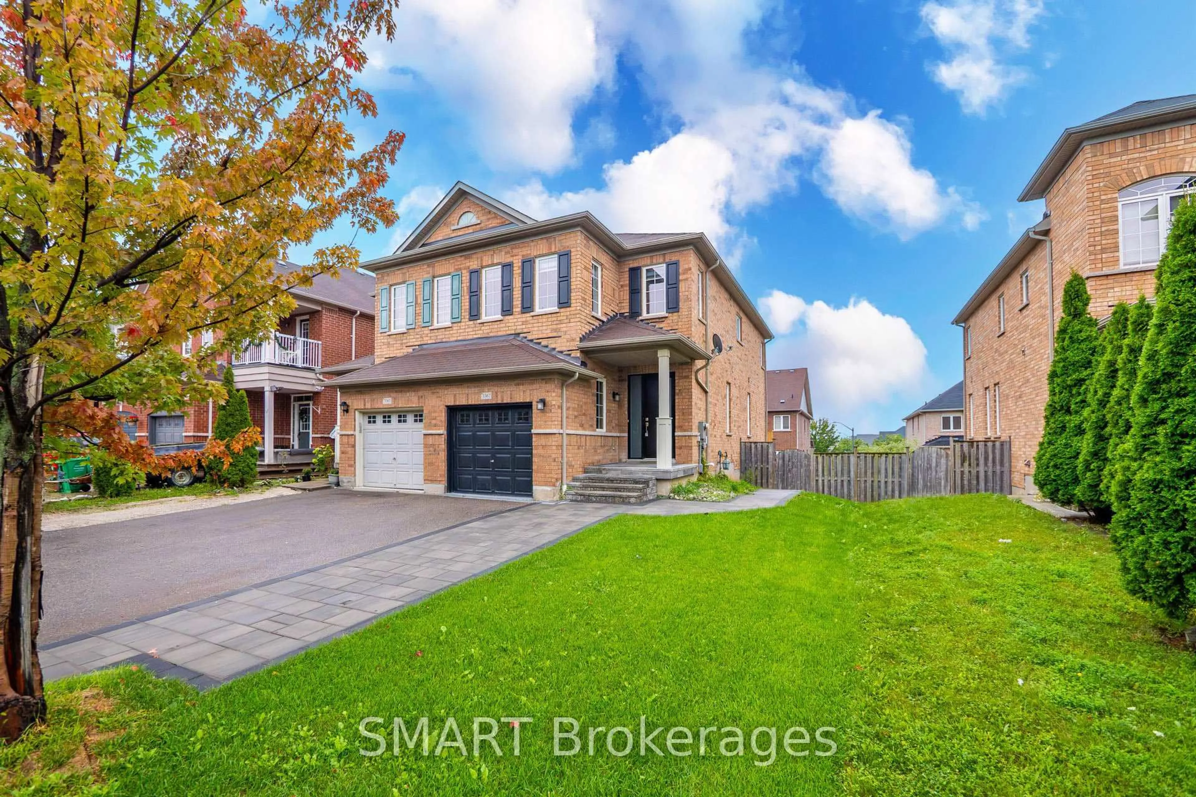 Home with brick exterior material, street for 3367 Stoney Cres, Mississauga Ontario L5M 0N6