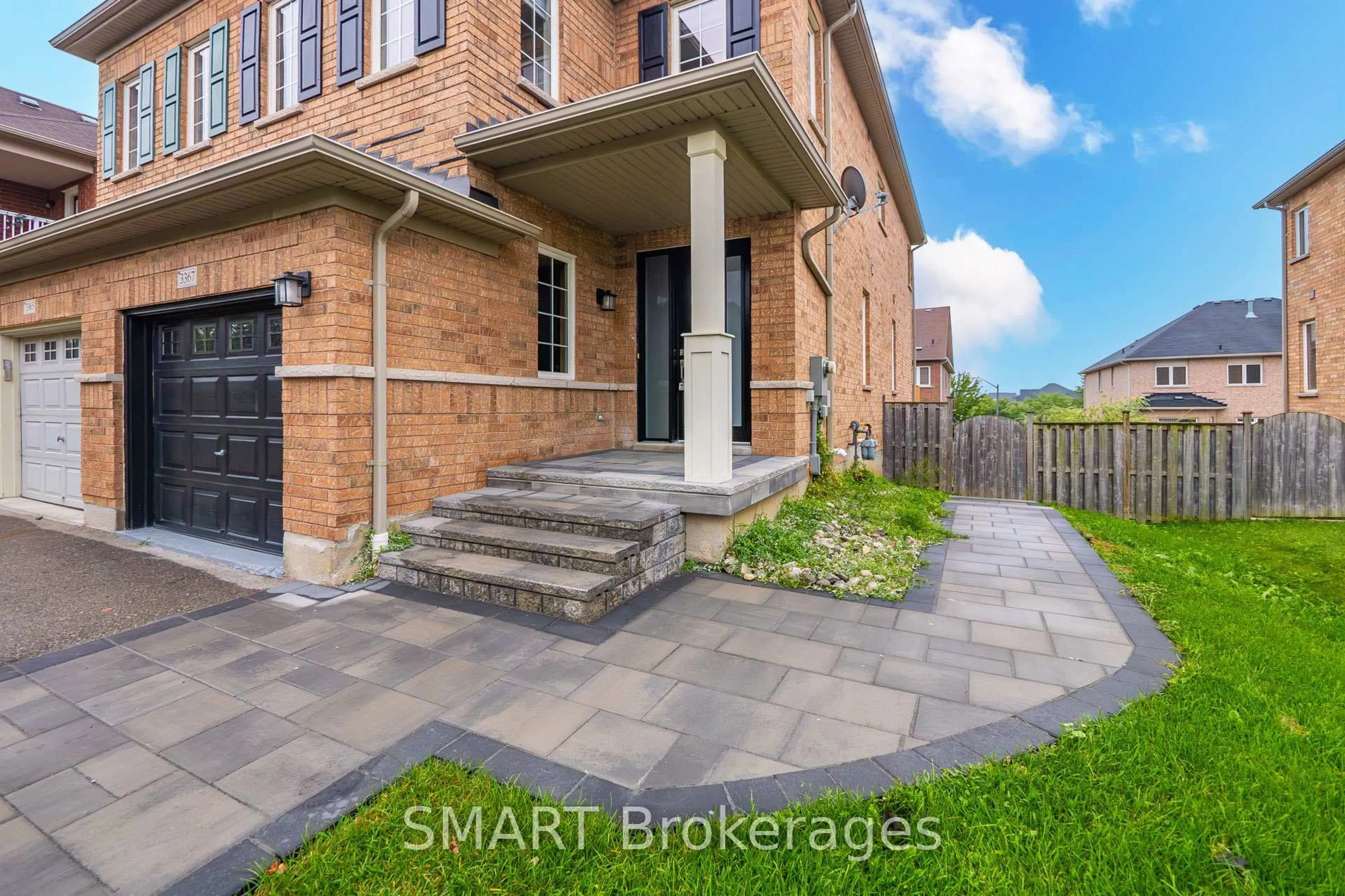 Home with brick exterior material, street for 3367 Stoney Cres, Mississauga Ontario L5M 0N6