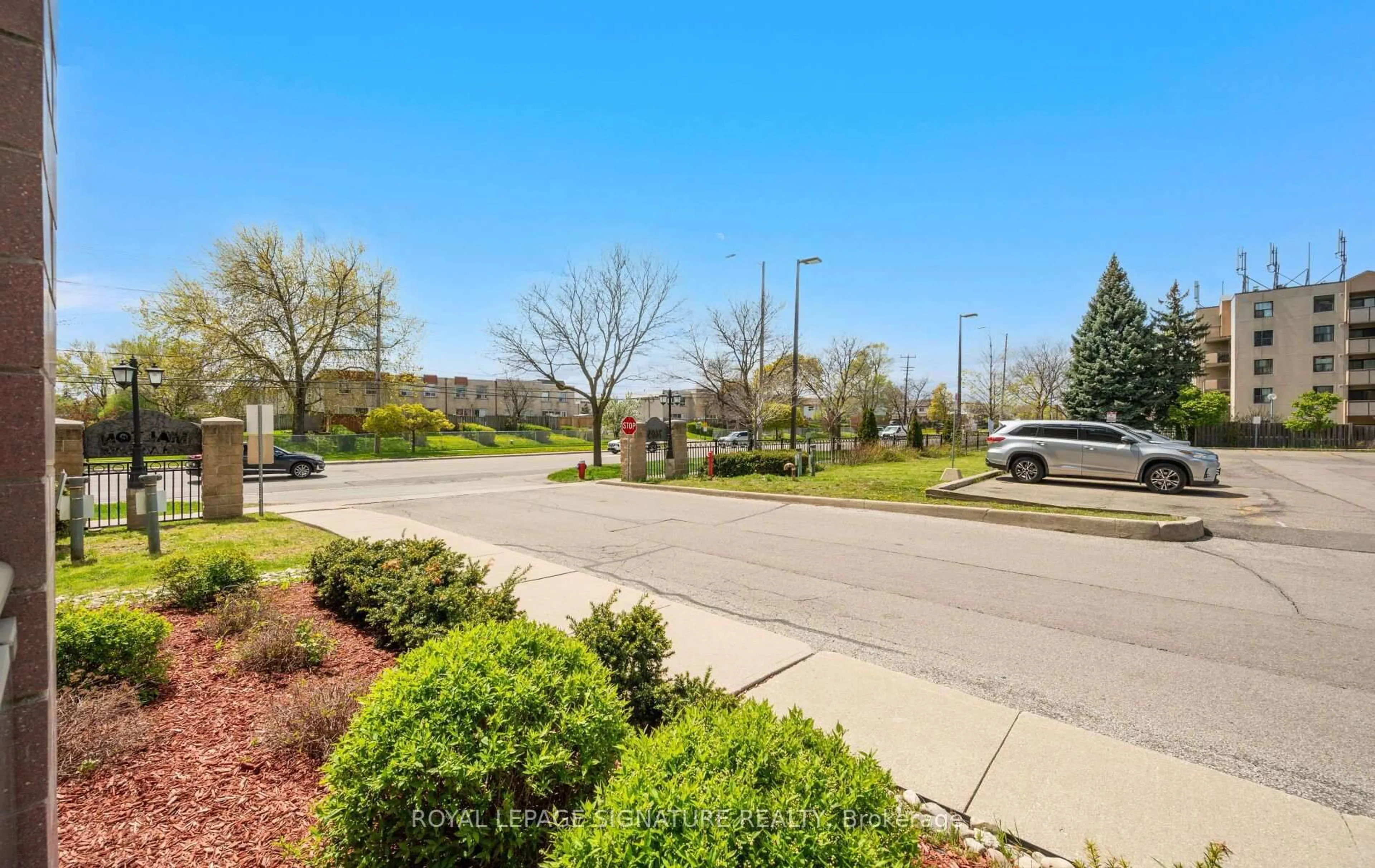 Unknown for 7405 Goreway Dr #104, Mississauga Ontario L4T 0A3