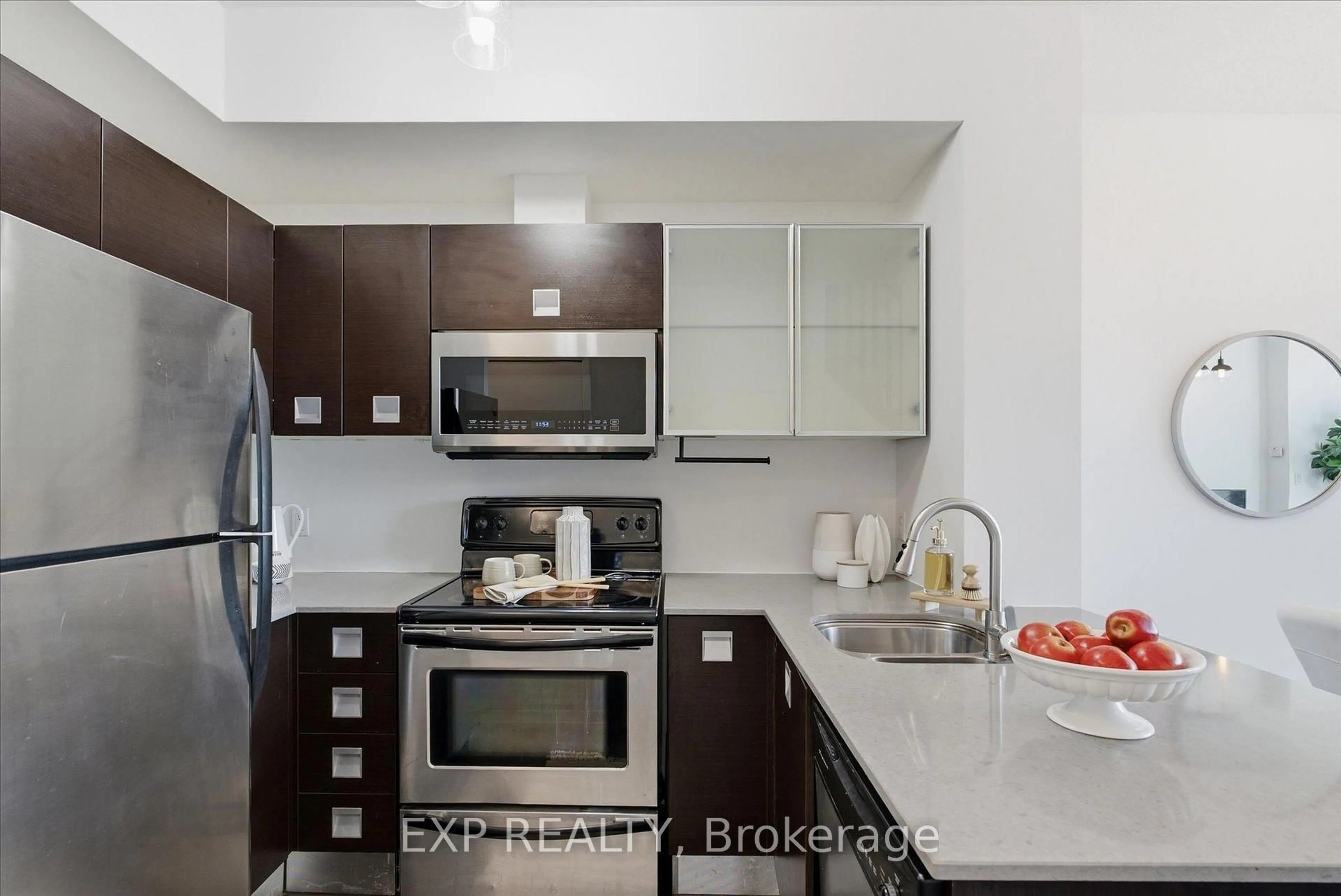 Standard kitchen, unknown for 3391 Bloor St #221, Toronto Ontario M8X 1G3
