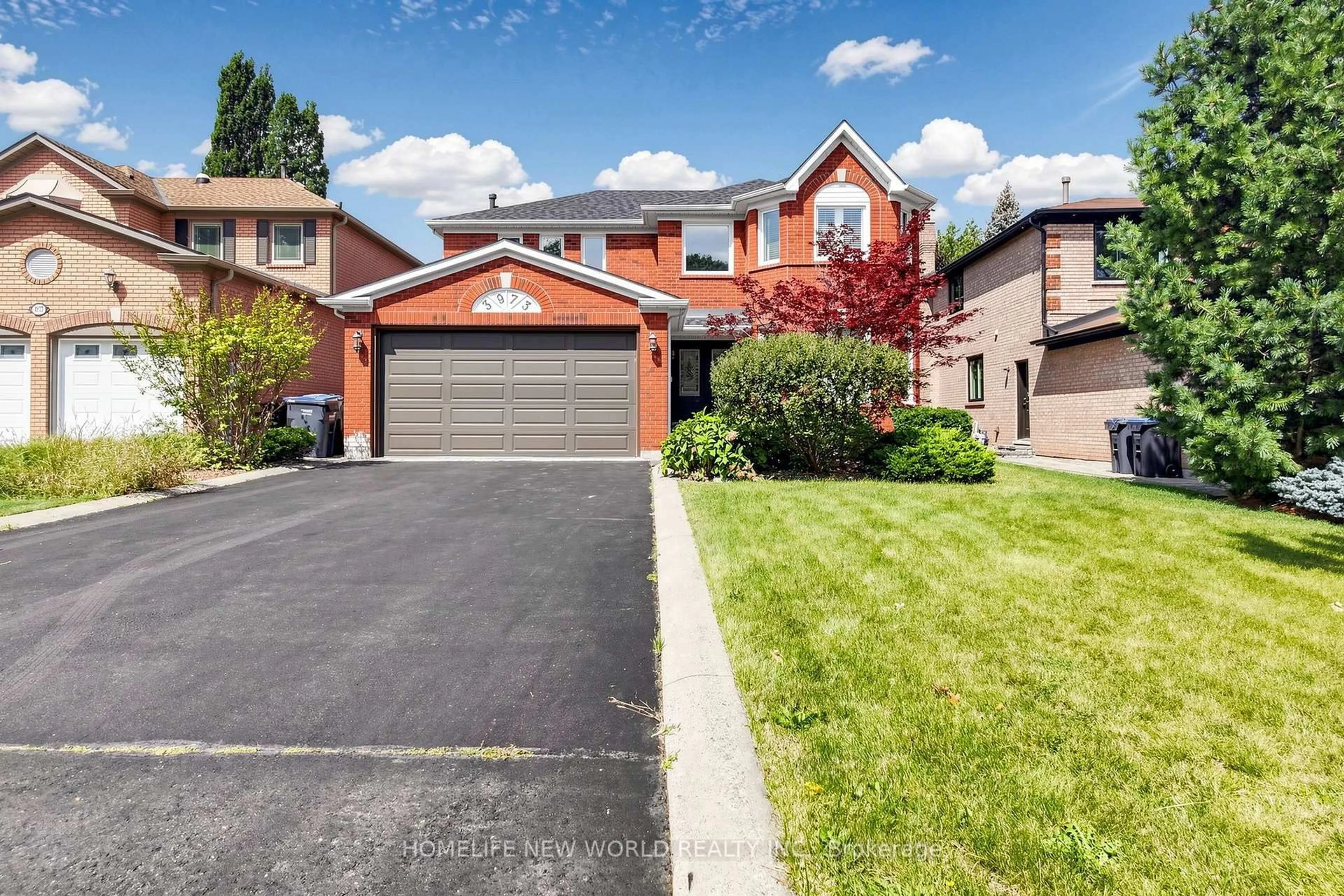 Home with brick exterior material, street for 3973 Rolling Valley Dr, Mississauga Ontario L5L 5P3