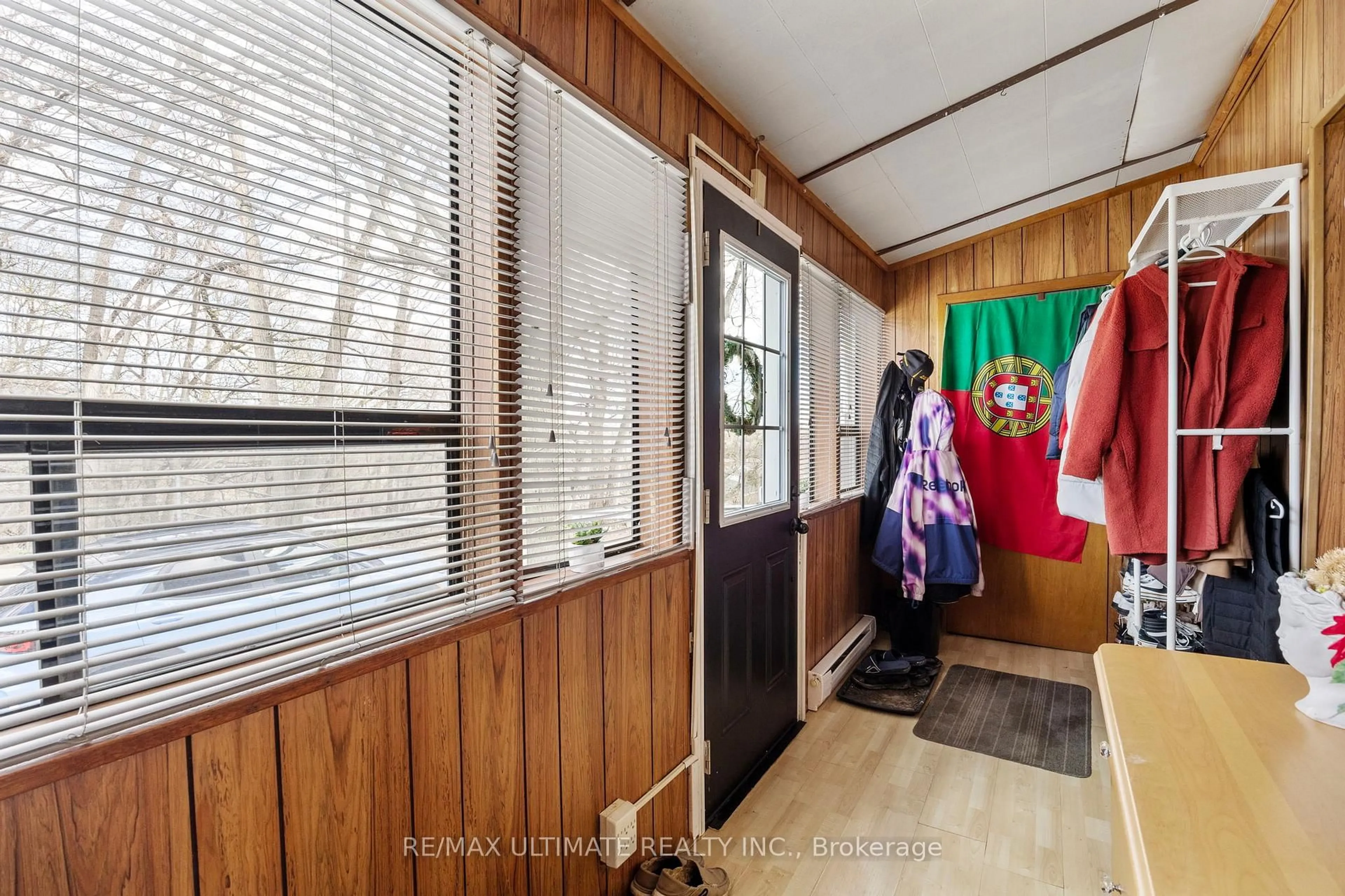 Unknown for 82 Beechwood Ave, Toronto Ontario M6N 4T3