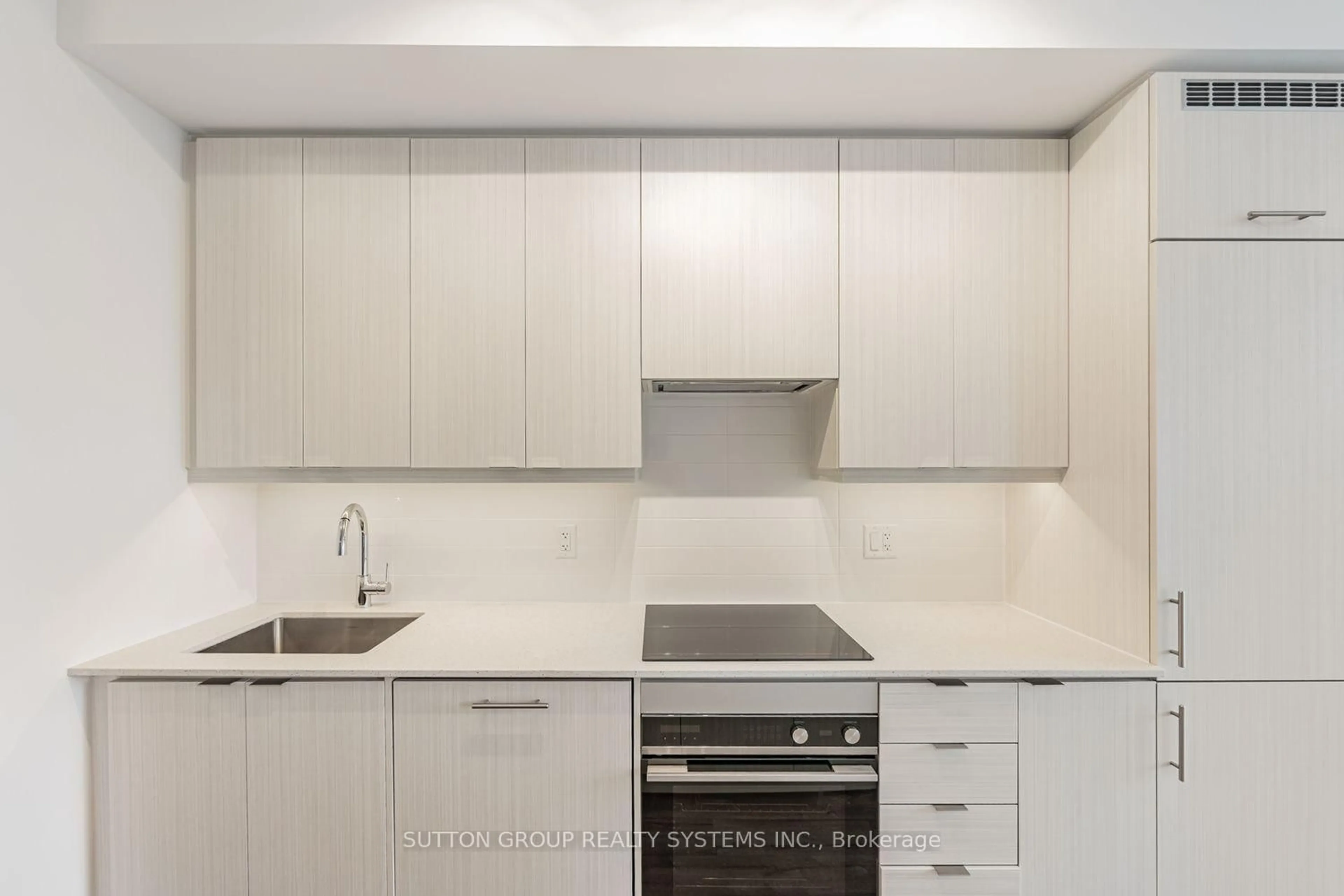 Standard kitchen, unknown for 36 Elm Dr #2208, Mississauga Ontario L5B 0N3