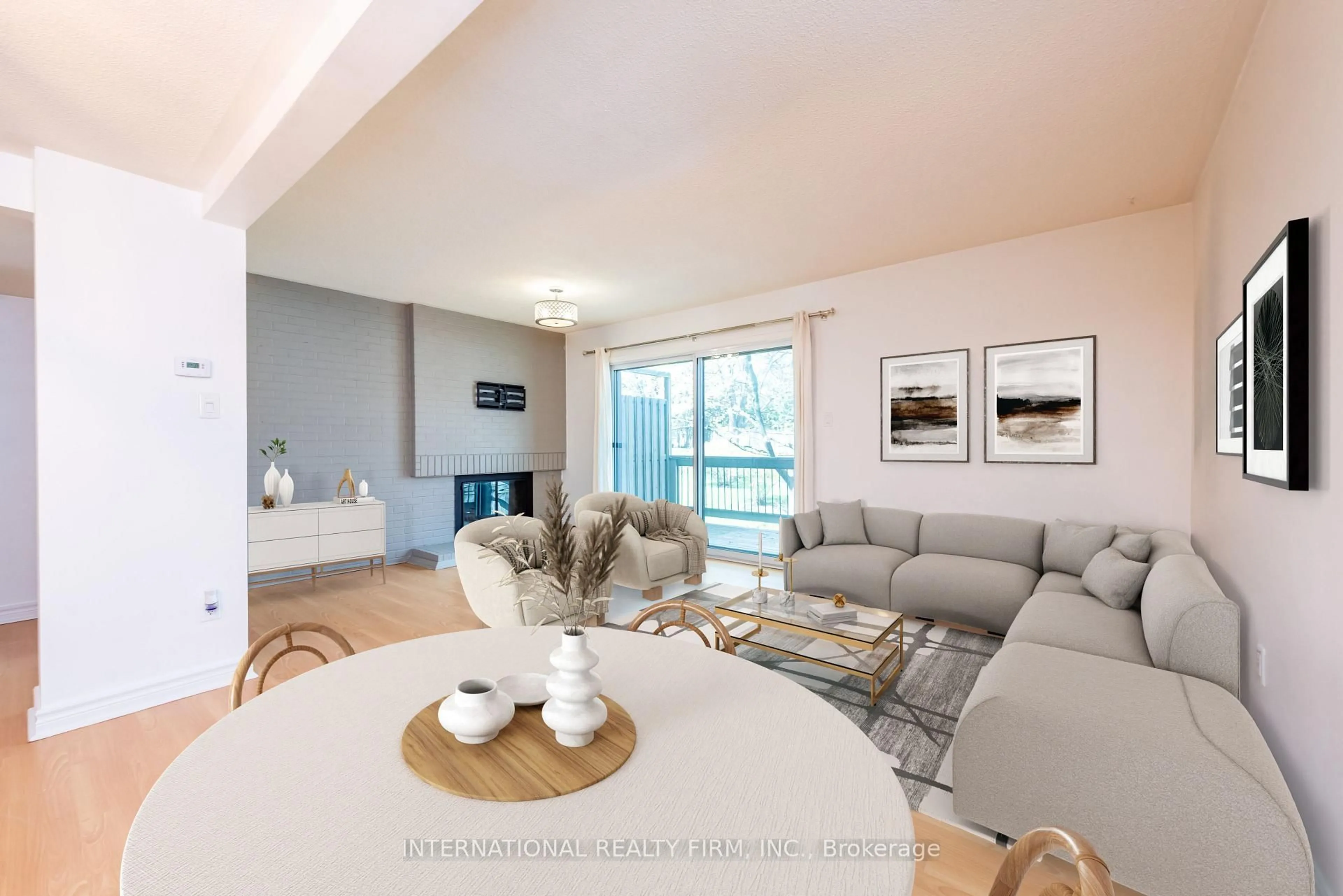 Living room with furniture, unknown for 6855 Glen Erin Dr #15, Mississauga Ontario L5N 1P6