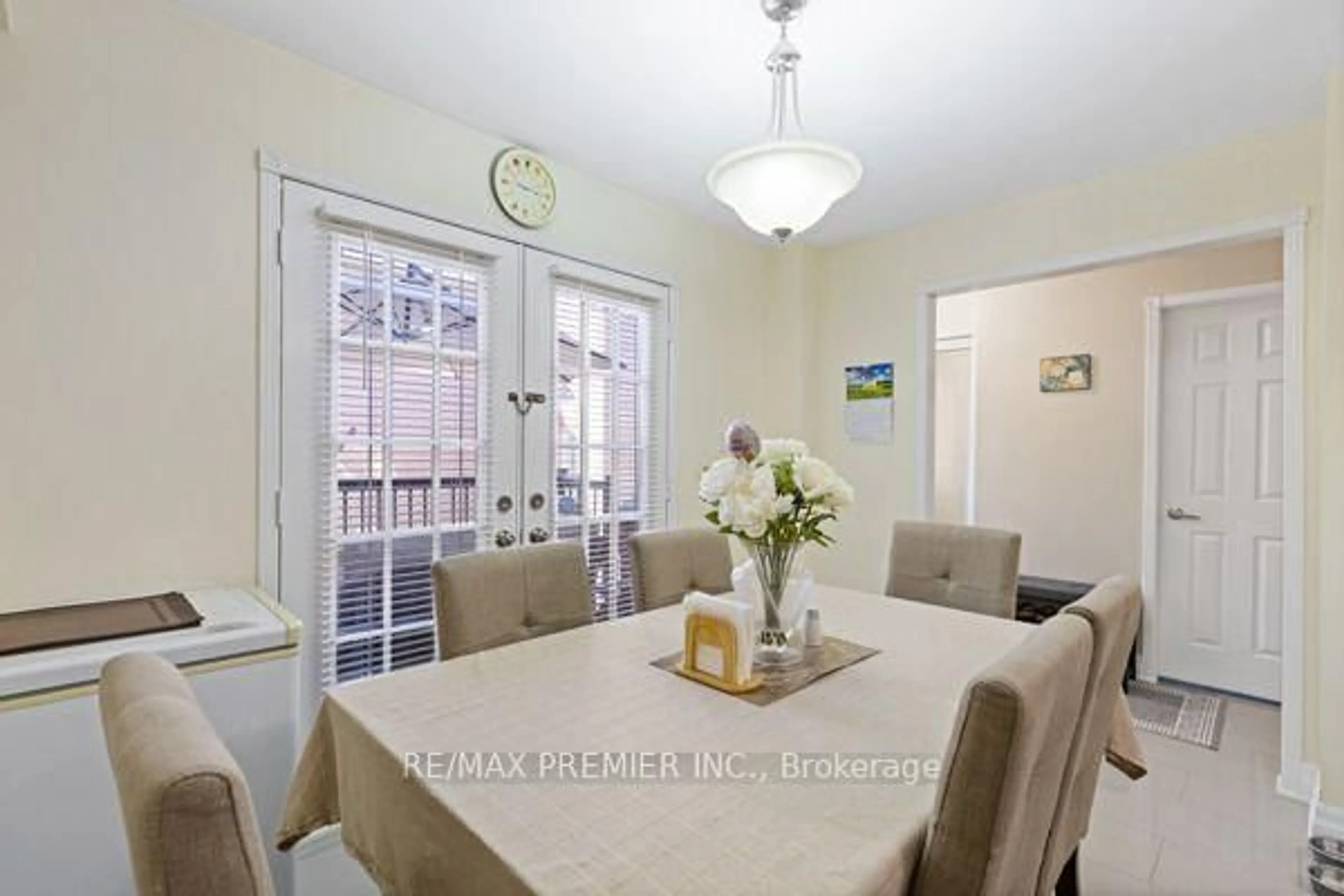 Dining room, unknown for 116 Rory Rd #8, Toronto Ontario M6L 3G1