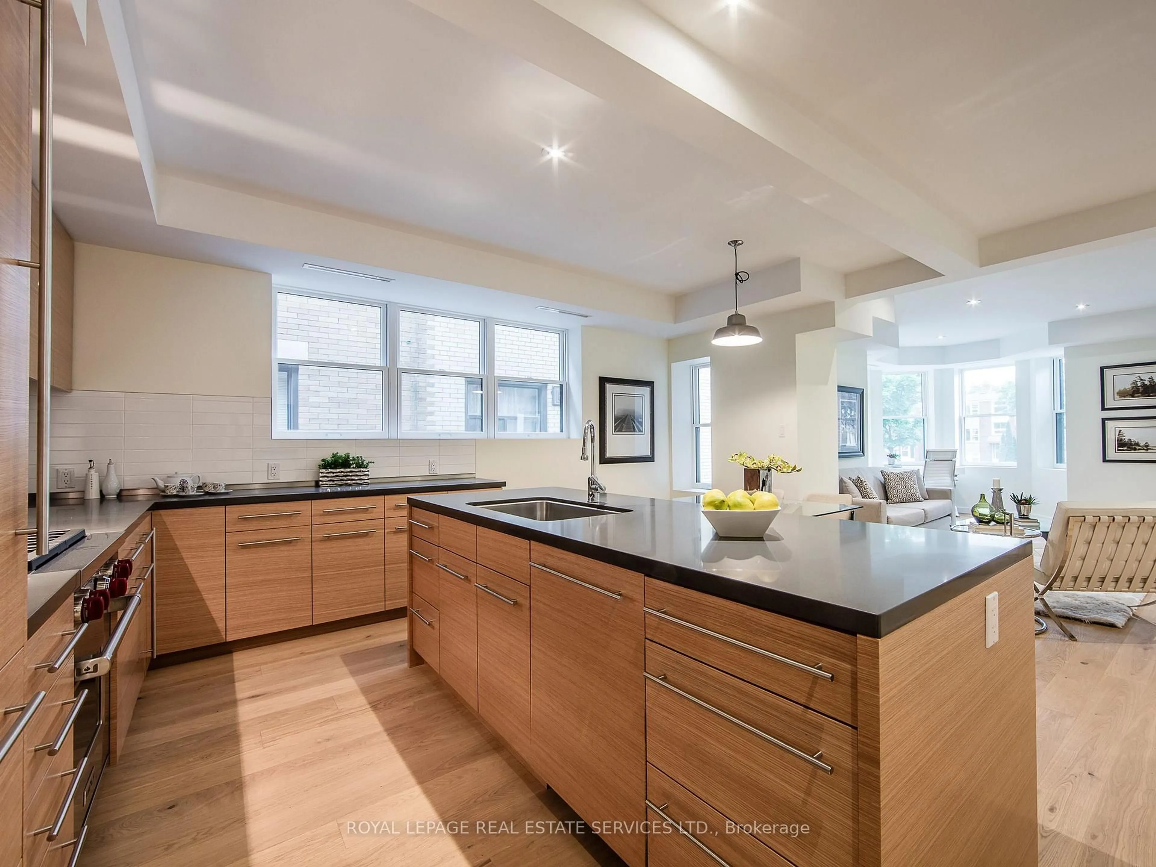 Contemporary kitchen, unknown for 137 High Park Ave, Toronto Ontario M6P 2S3