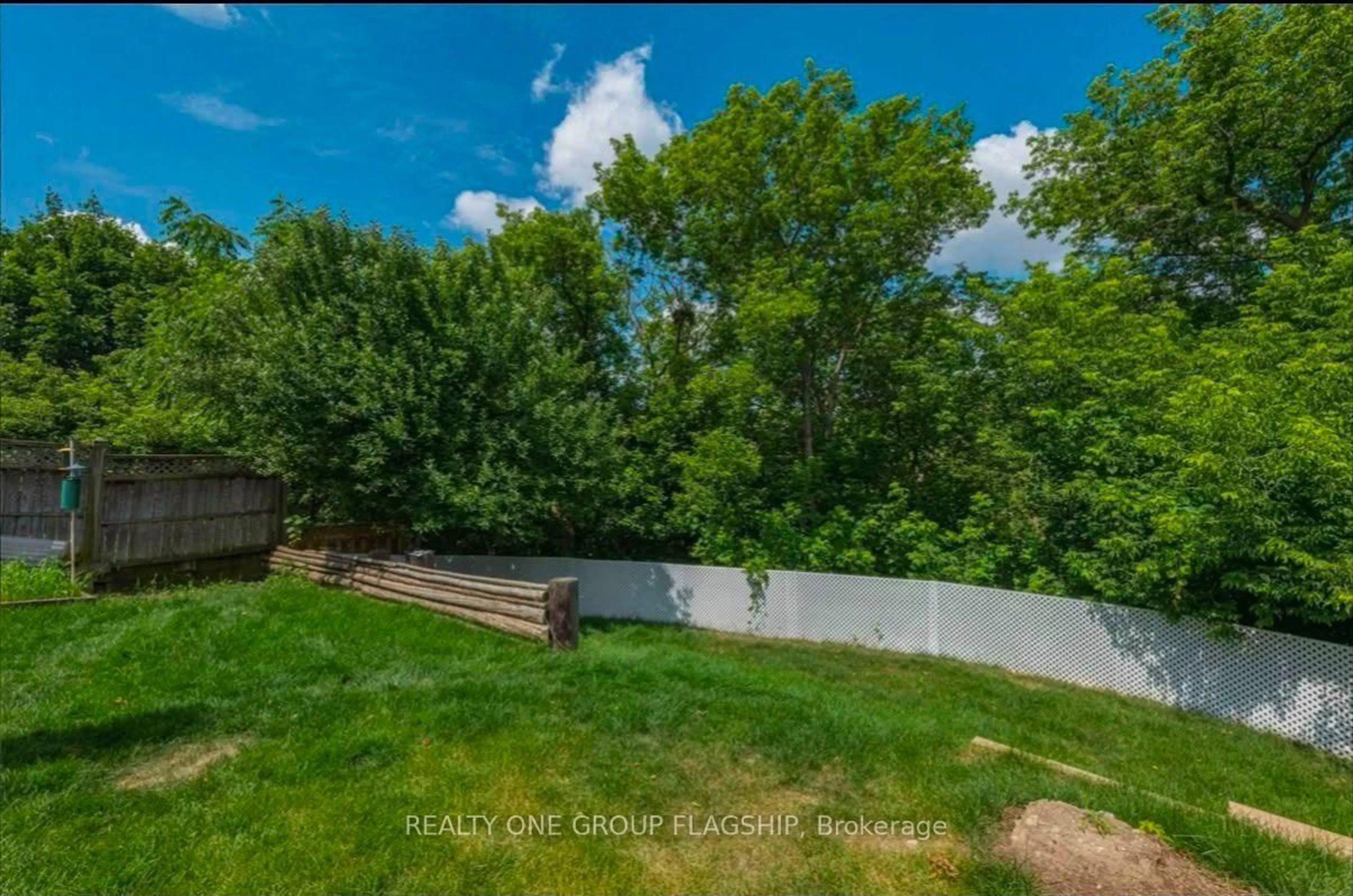 A pic from outside/outdoor area/front of a property/back of a property/a pic from drone, unknown for 12 Azalea Crt, Toronto Ontario M9M 1V1