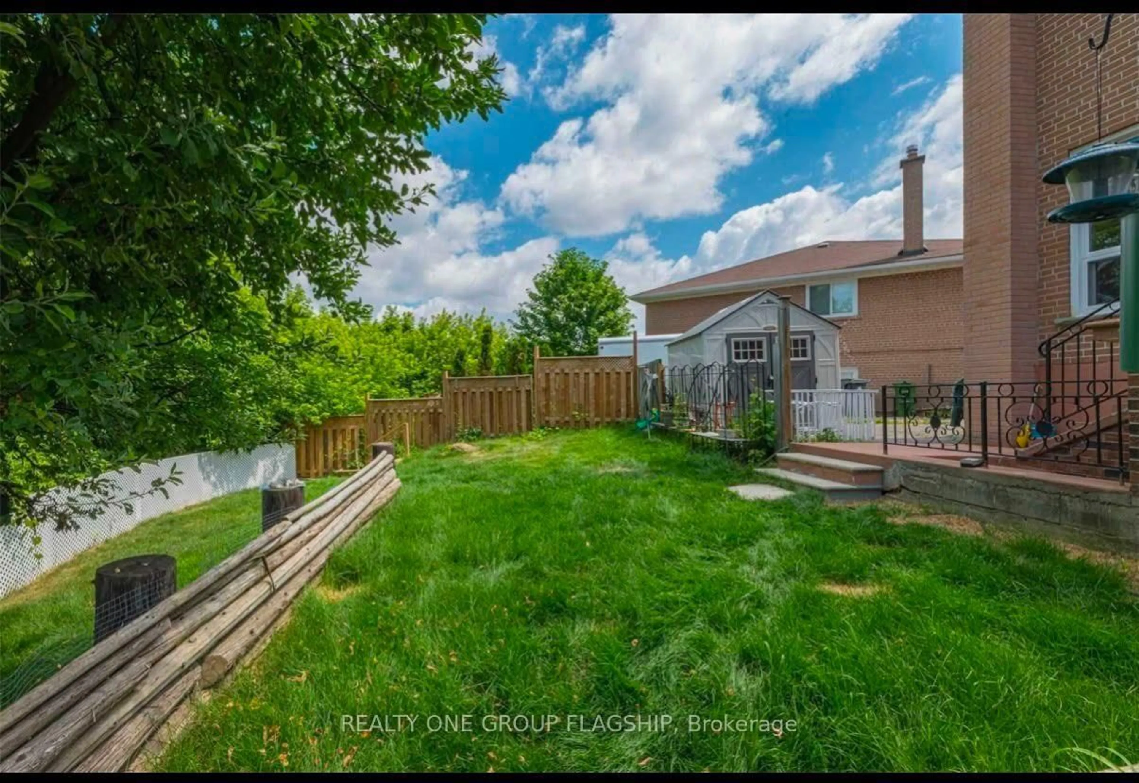 A pic from outside/outdoor area/front of a property/back of a property/a pic from drone, unknown for 12 Azalea Crt, Toronto Ontario M9M 1V1