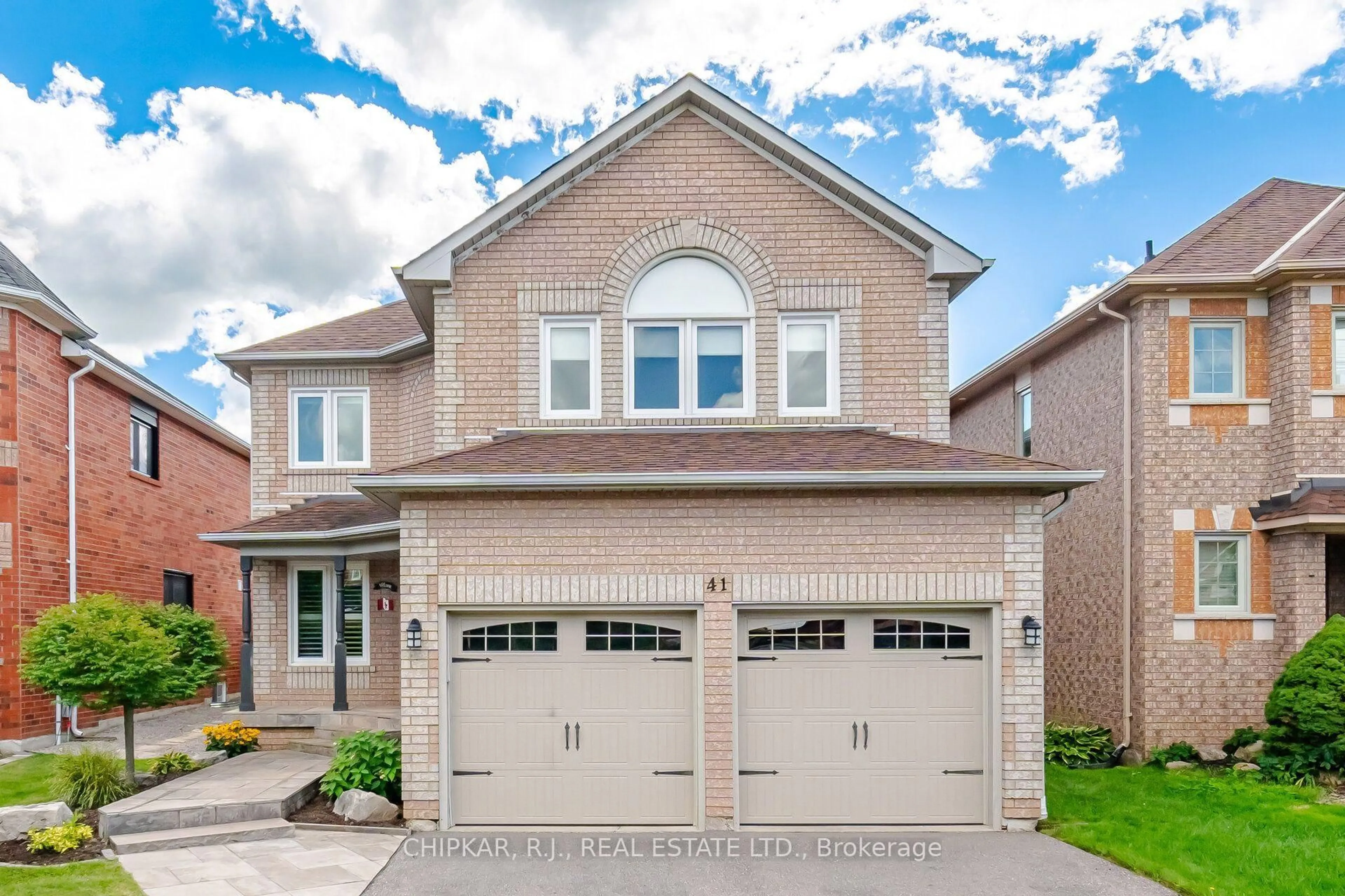 Home with brick exterior material, street for 41 Chester Cres, Halton Hills Ontario L7G 5W5