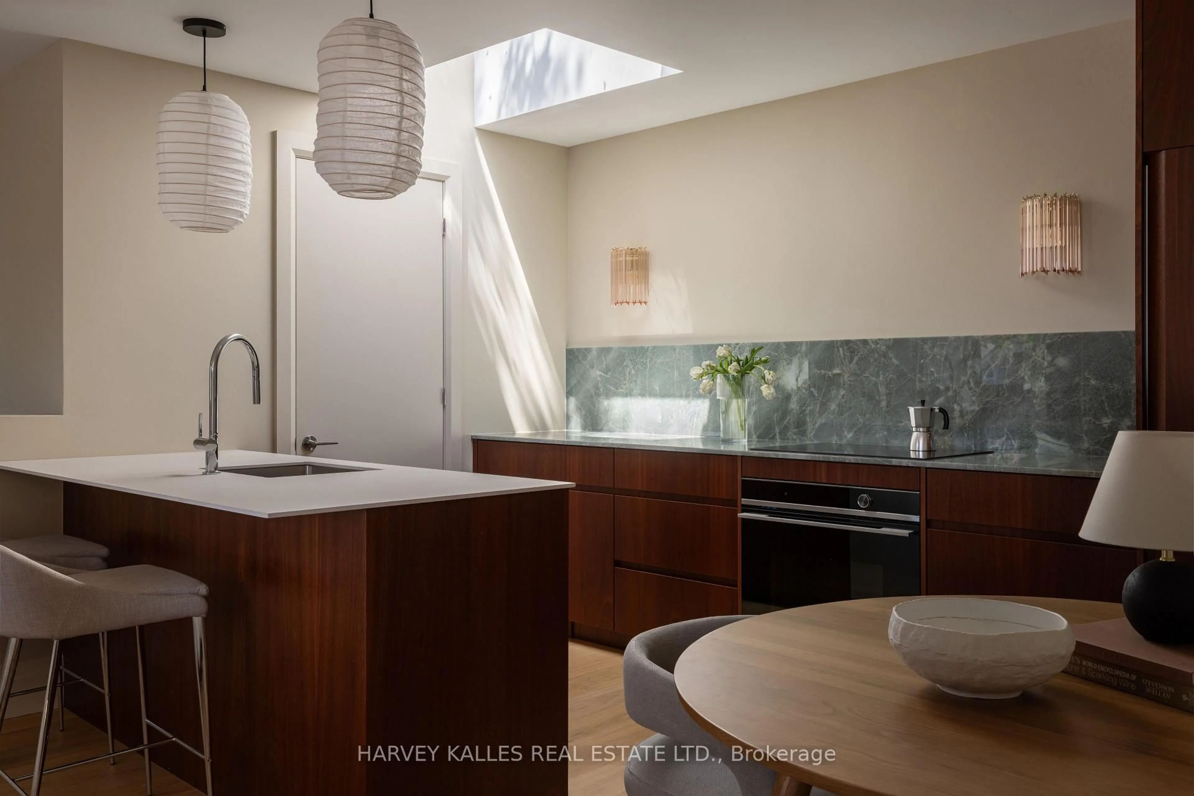 Contemporary kitchen, ceramic/tile floor for 157 Hallam St #D, Toronto Ontario M6H 1X3