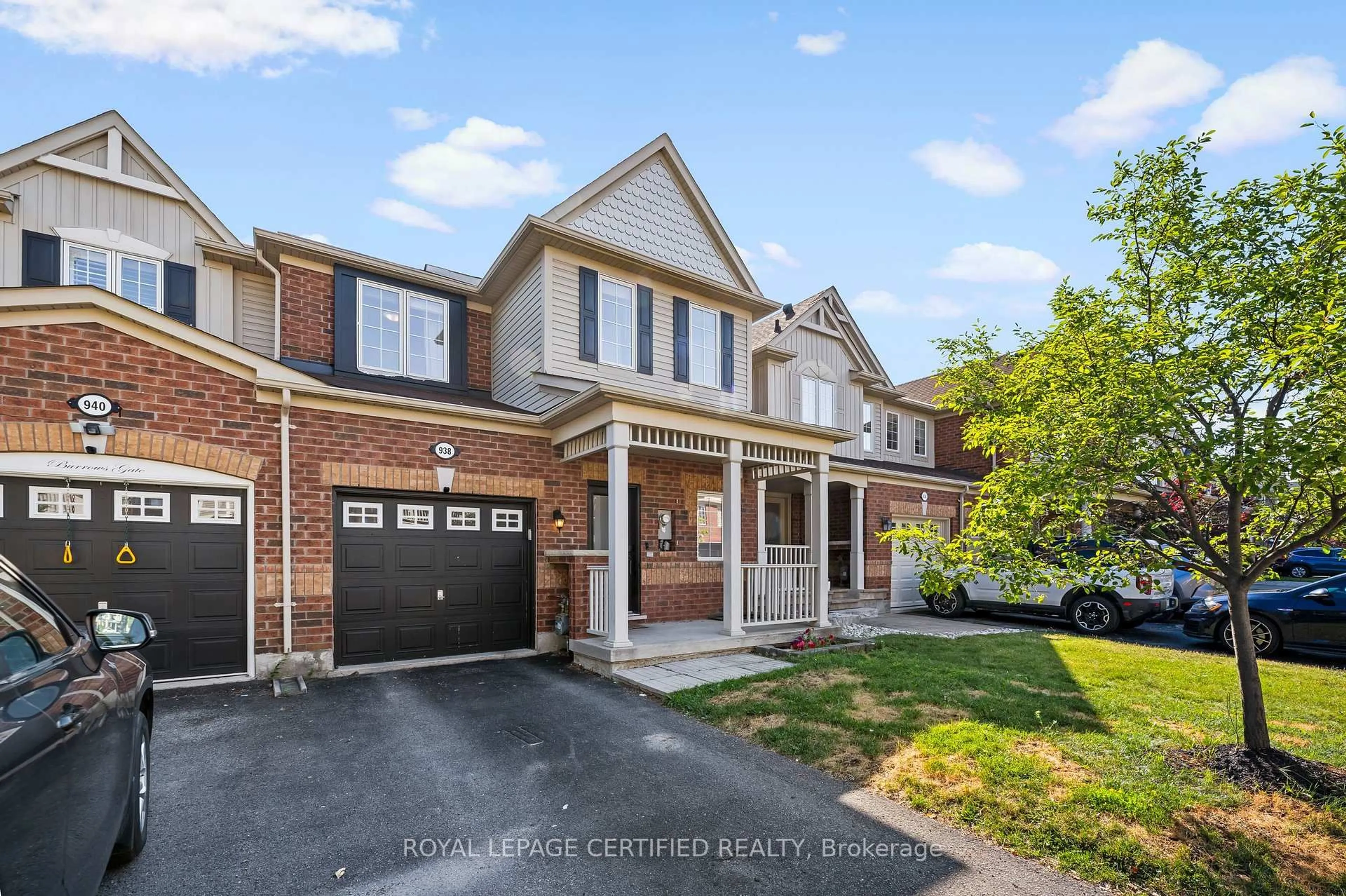 Home with brick exterior material, street for 938 Burrows Gate, Milton Ontario L9T 0K7