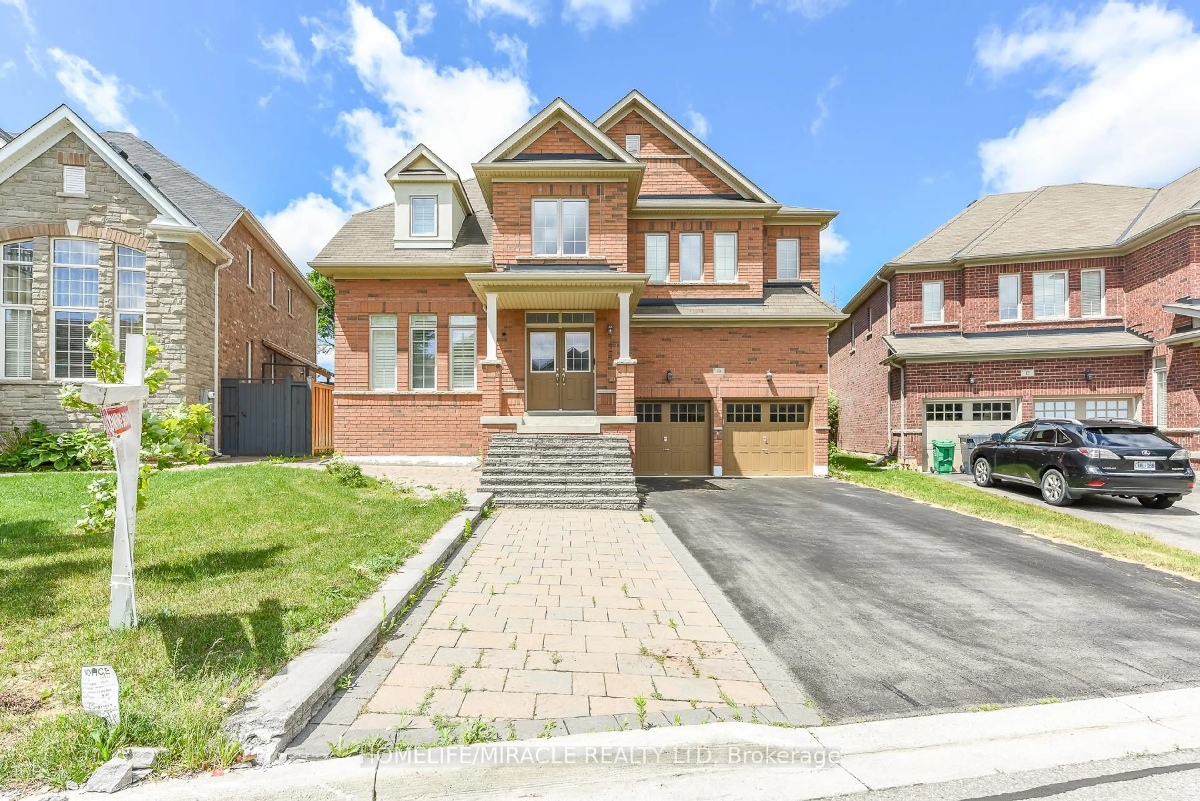 Home with brick exterior material, street for 10 Danfield Crt, Brampton Ontario L6Y 2X9