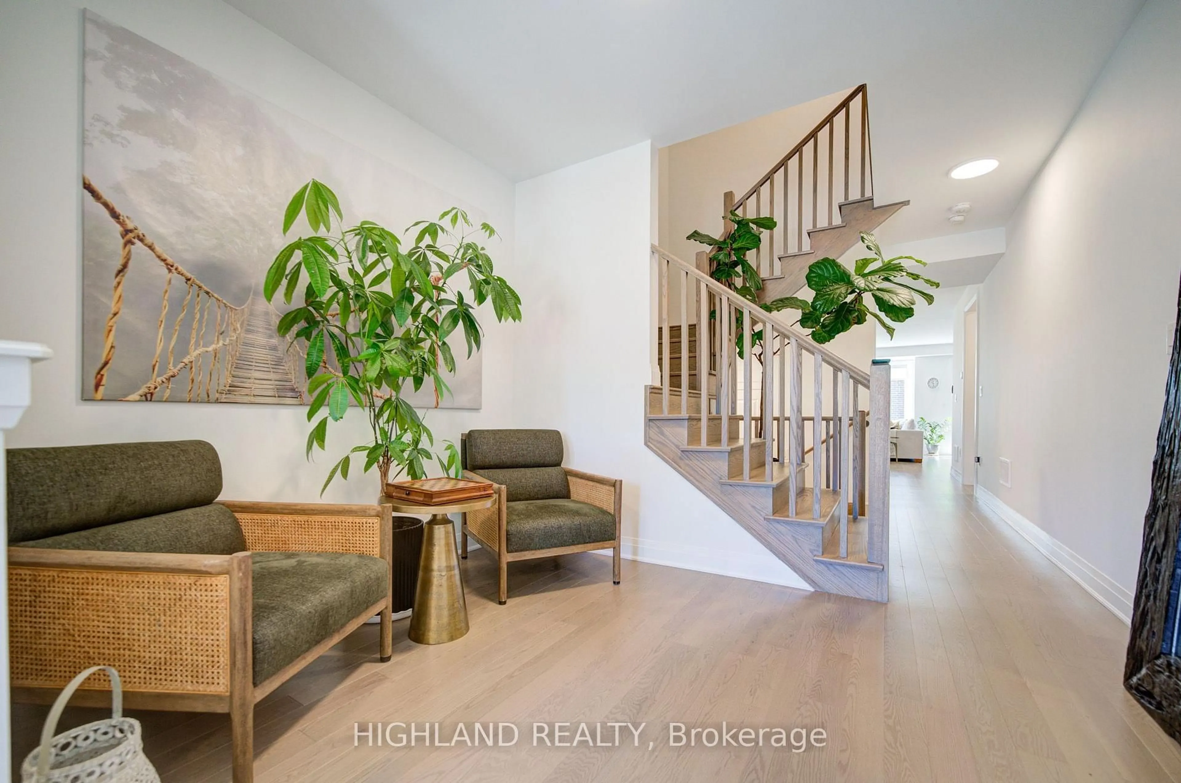 Indoor entryway for 3153 John Mckay Blvd, Oakville Ontario L6H 8A8