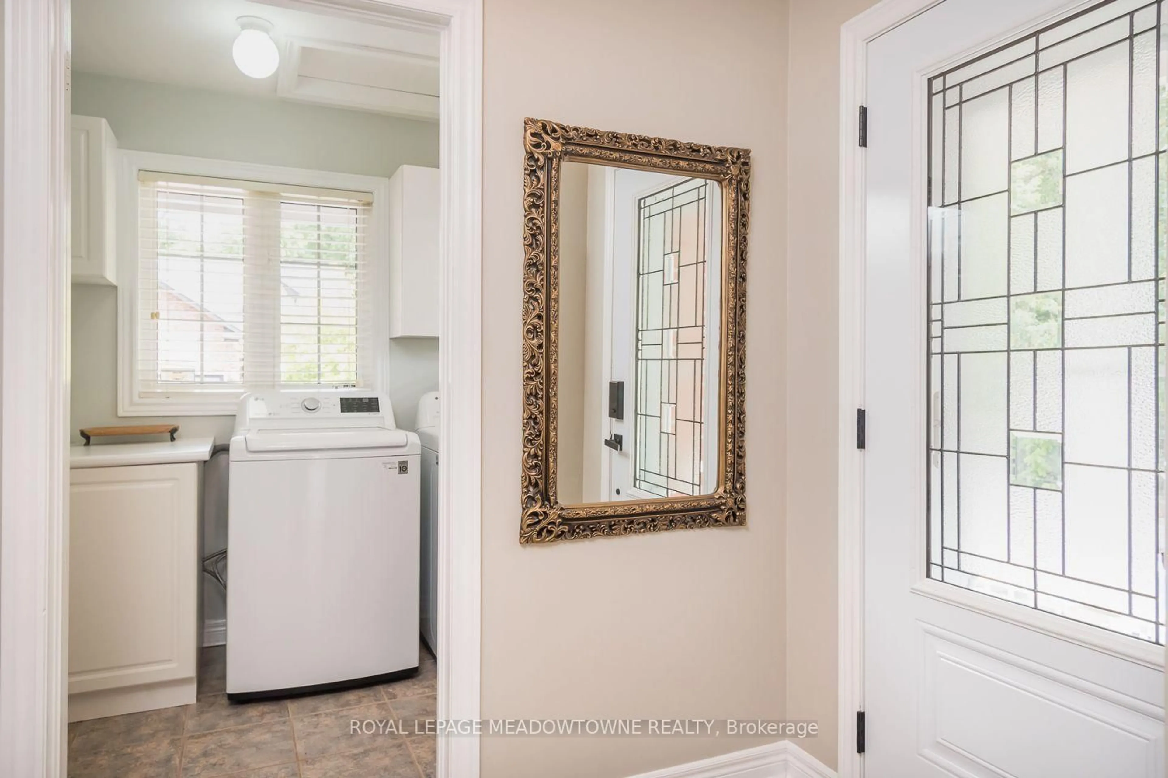 Unknown for 328 Malick St, Milton Ontario L9T 5X4