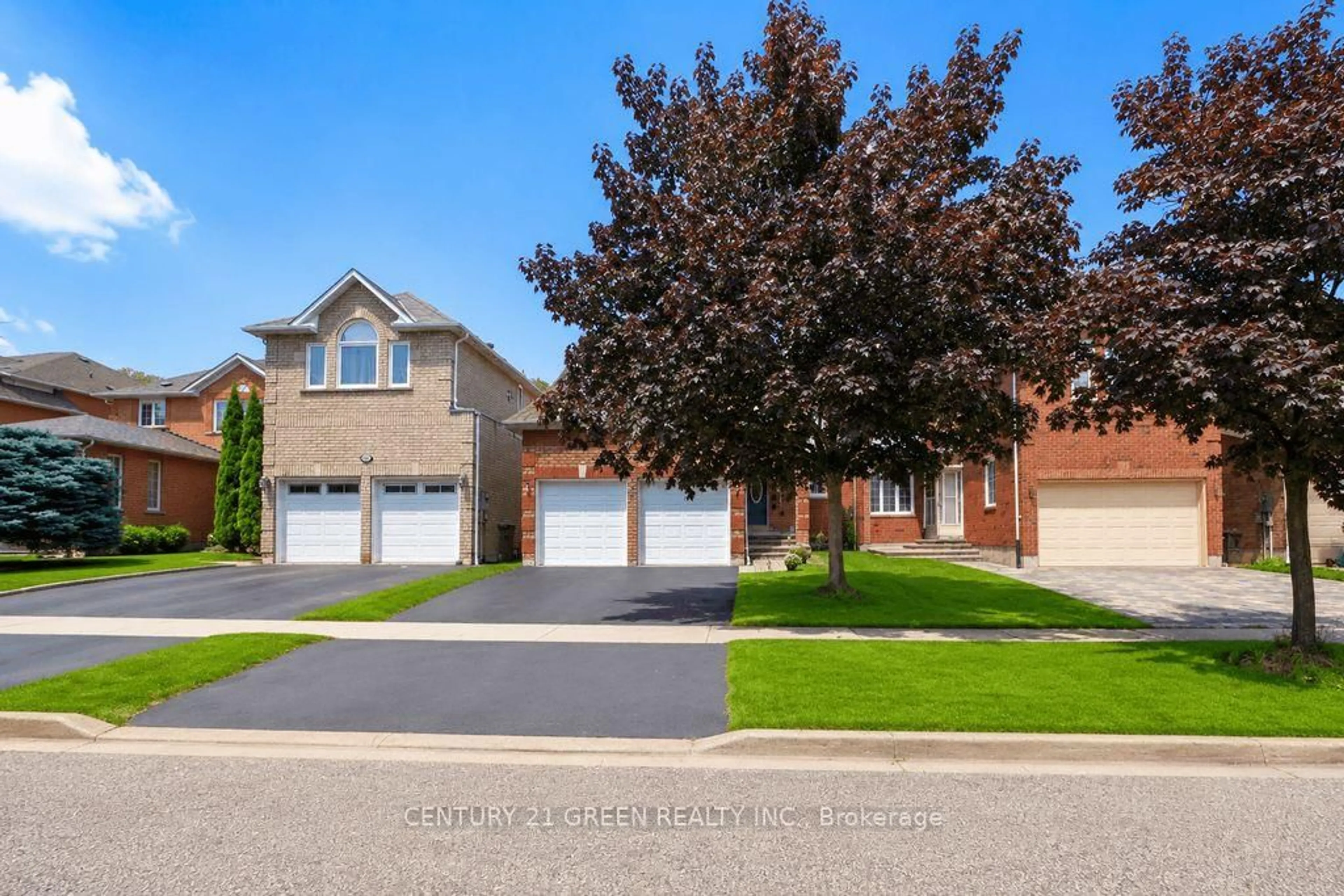 Home with brick exterior material, street for 1446 Grossi St, Mississauga Ontario L5V 1T8
