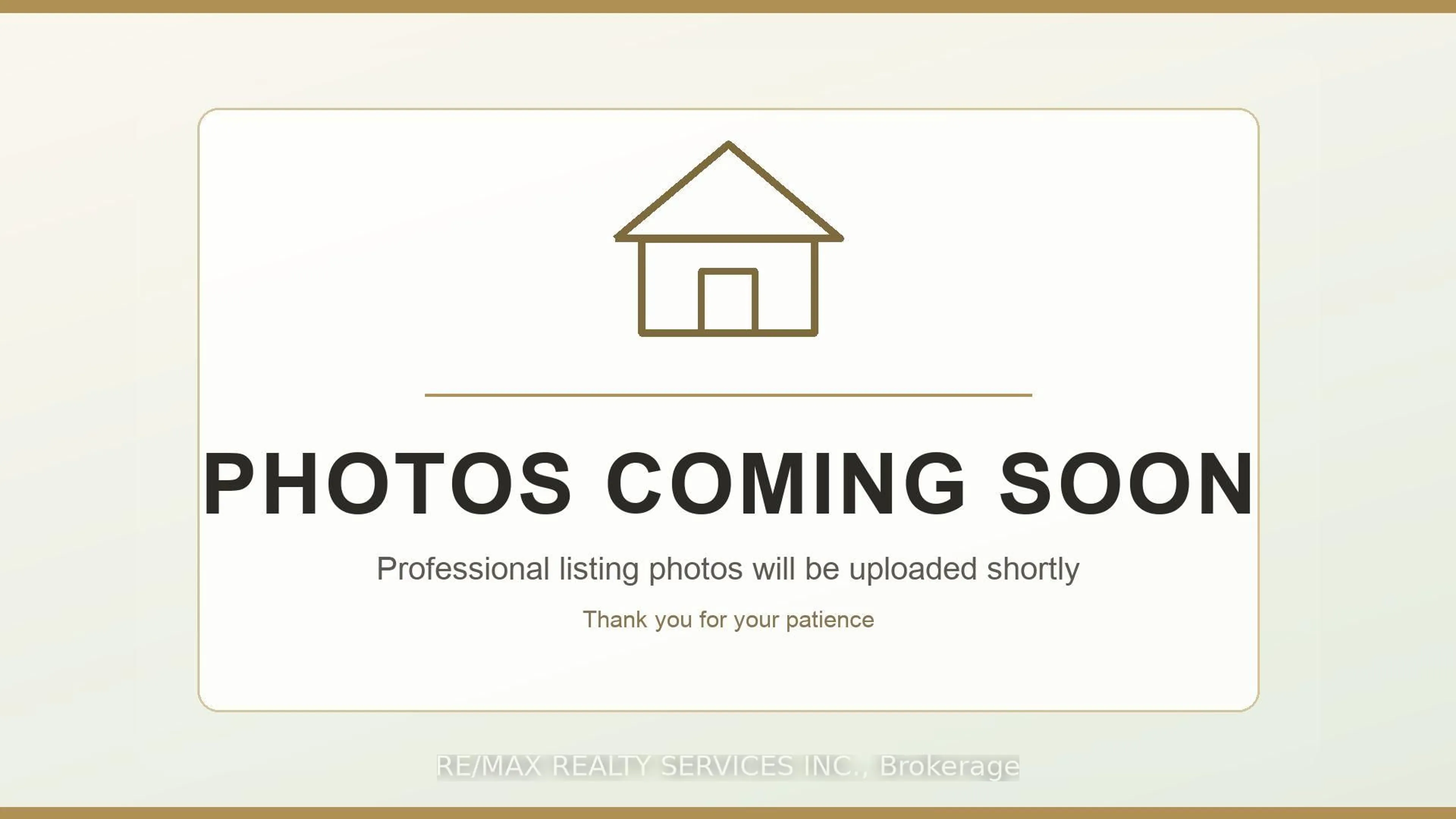 A pic from outside/outdoor area/front of a property/back of a property/a pic from drone, building for 39 Cadillac Cres, Brampton Ontario L7A 3B3