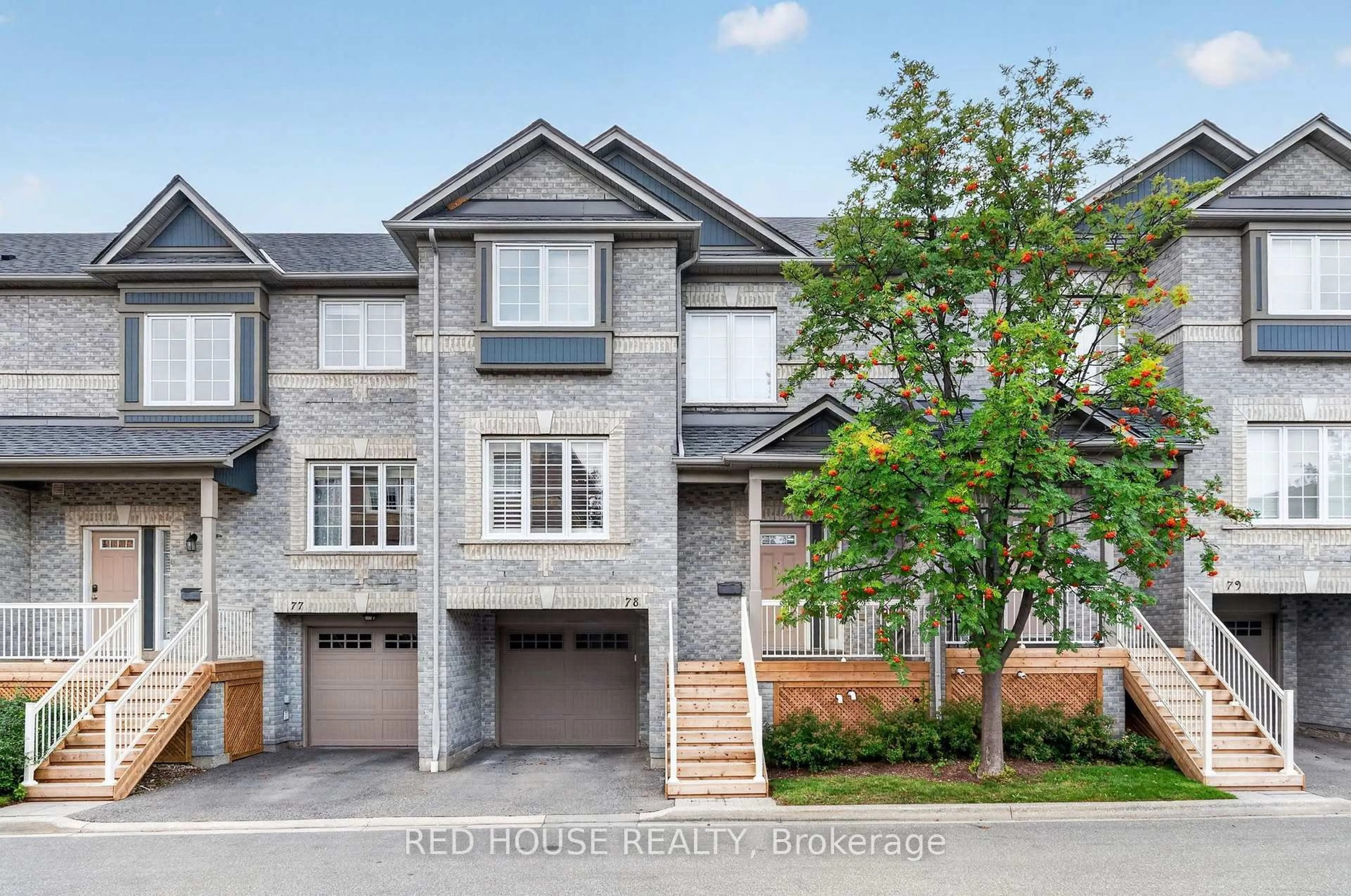 Home with brick exterior material, street for 5535 Glen Erin Dr #78, Mississauga Ontario L5M 5H1