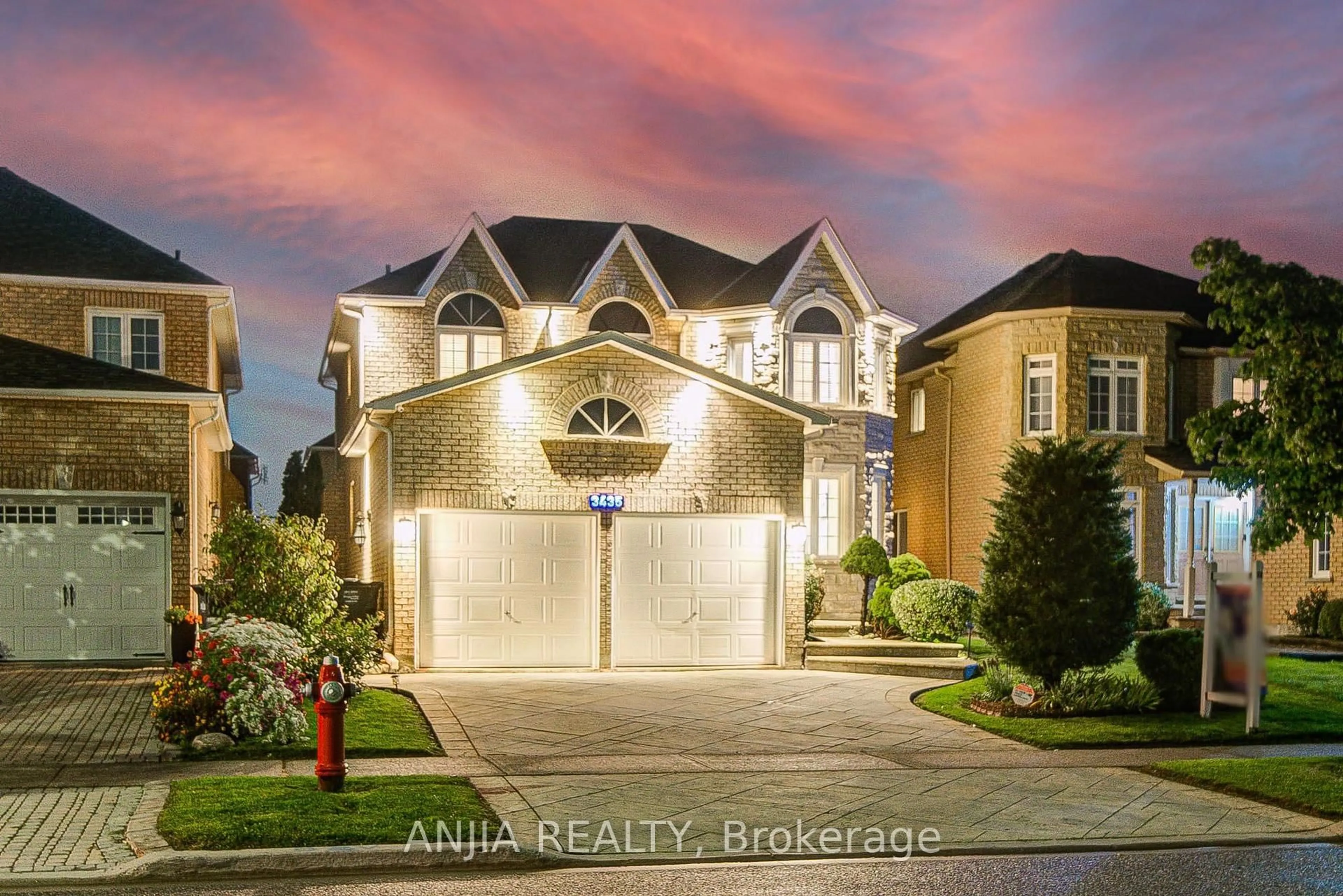 Unknown for 3435 Grand Park Dr, Mississauga Ontario L5B 4E3