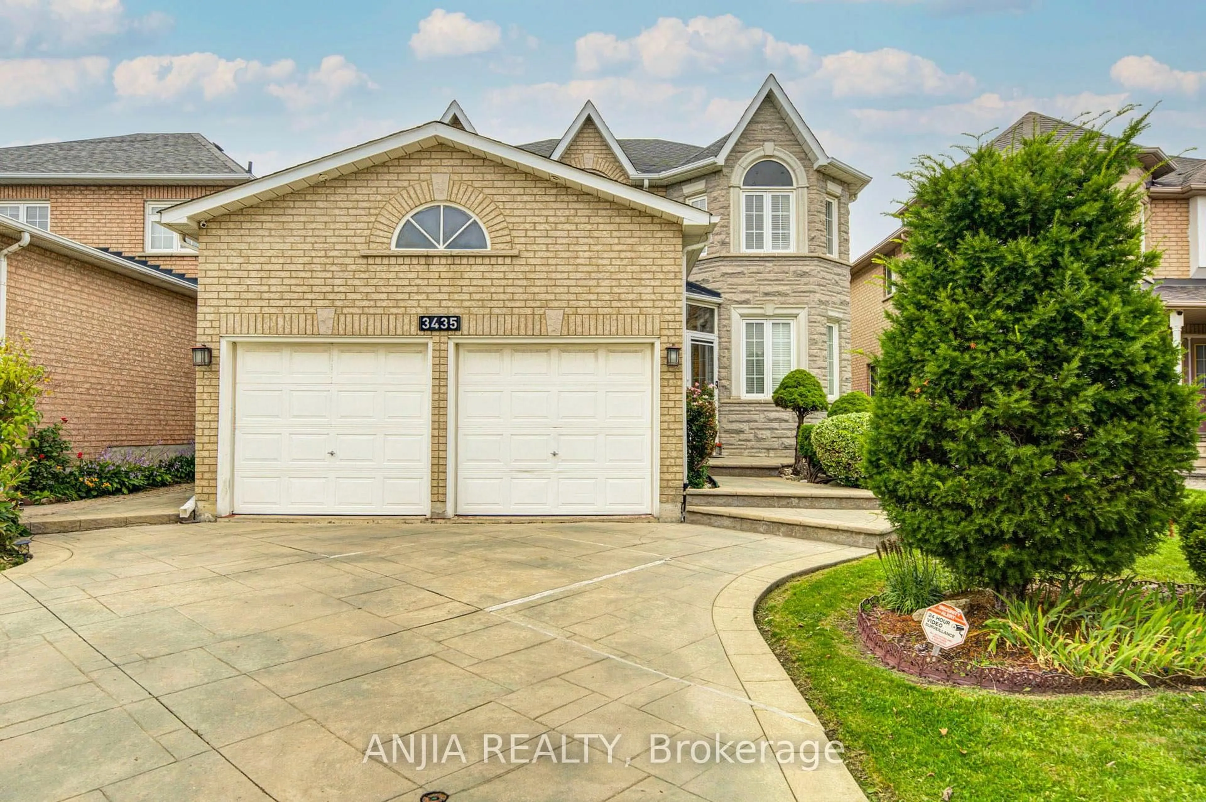 Unknown for 3435 Grand Park Dr, Mississauga Ontario L5B 4E3