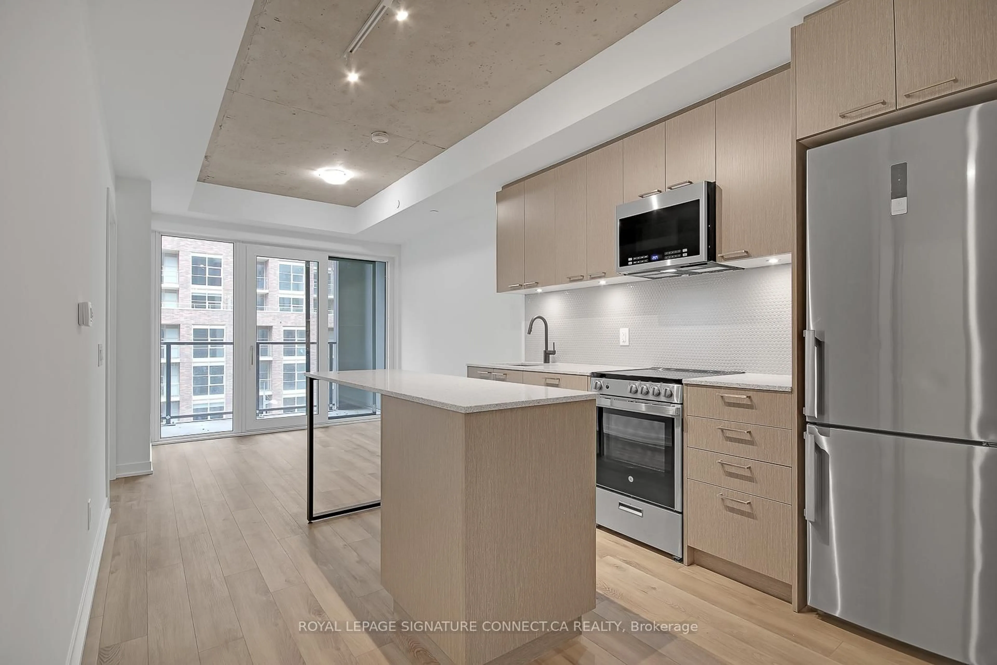 Standard kitchen, unknown for 1808 St Clair Ave #410, Toronto Ontario M6N 0C1