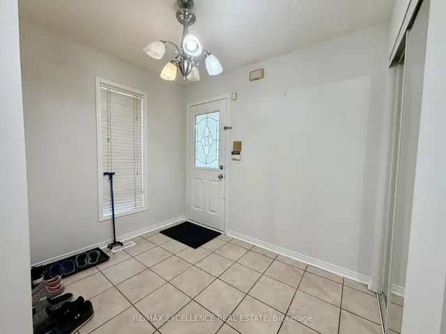 222 Vintage Gate, Brampton 4