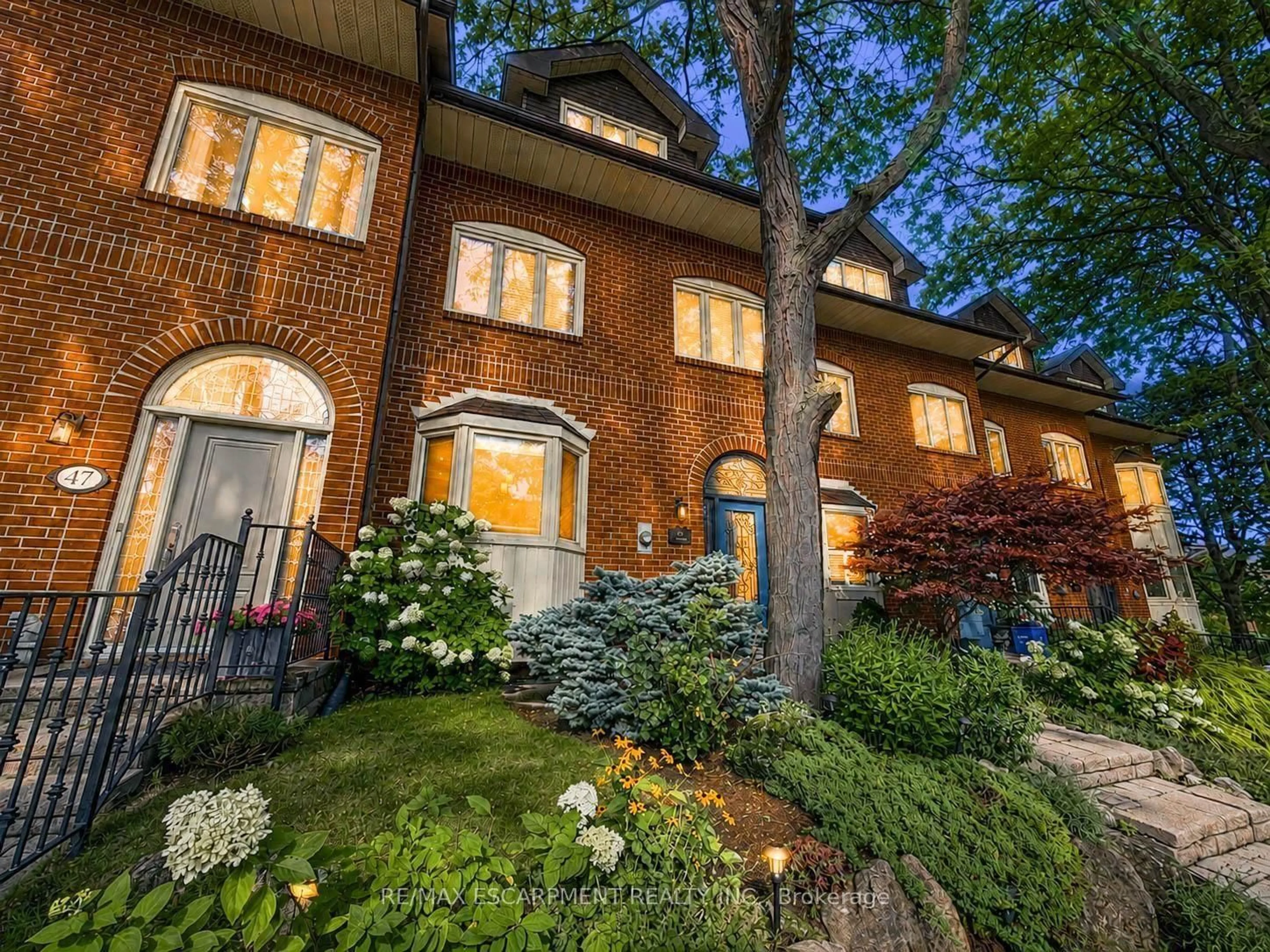 Home with brick exterior material, street for 45 Tradewind Dr, Oakville Ontario L6L 6K9