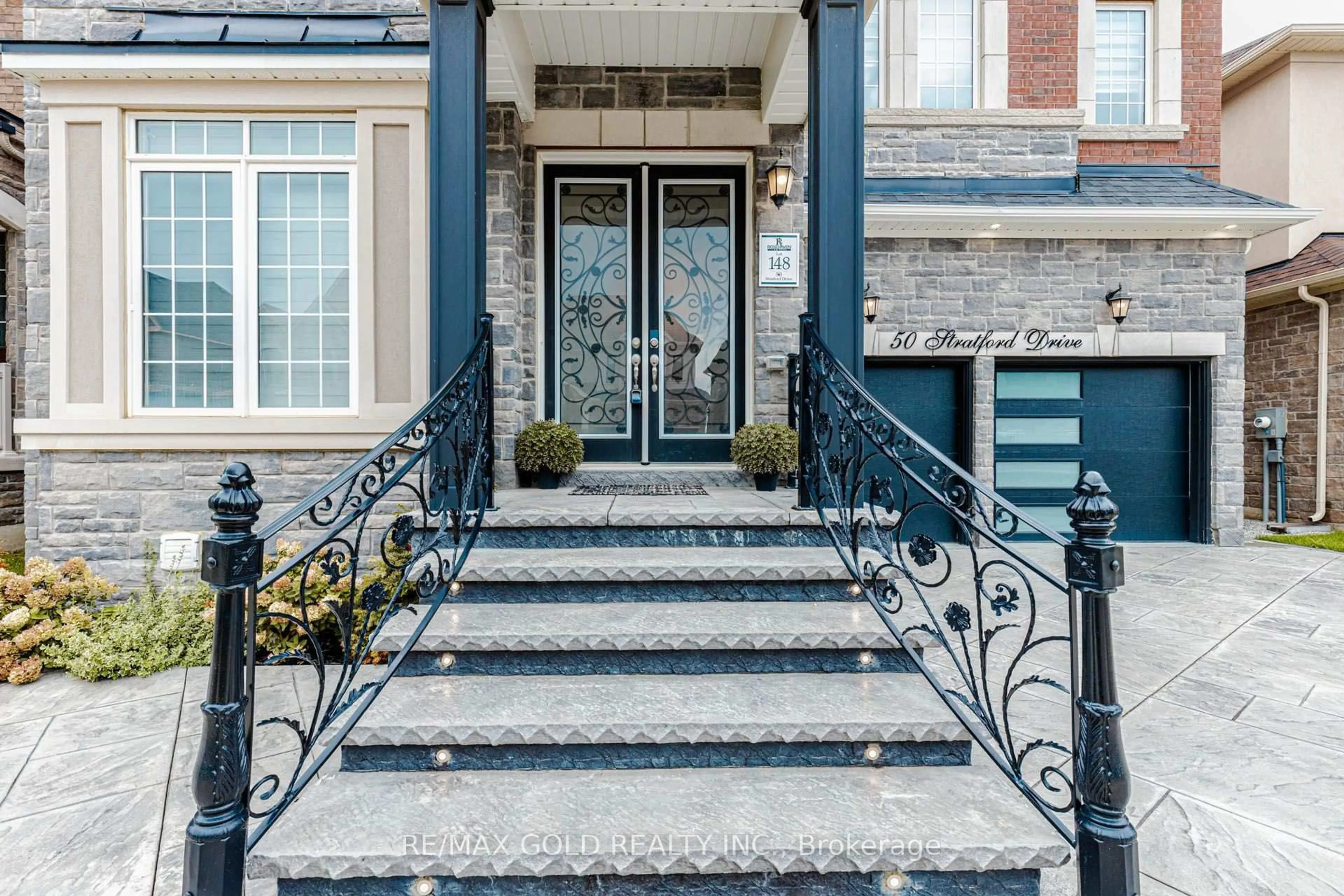 Unknown for 50 Stratford Dr, Caledon Ontario L7C 4N4
