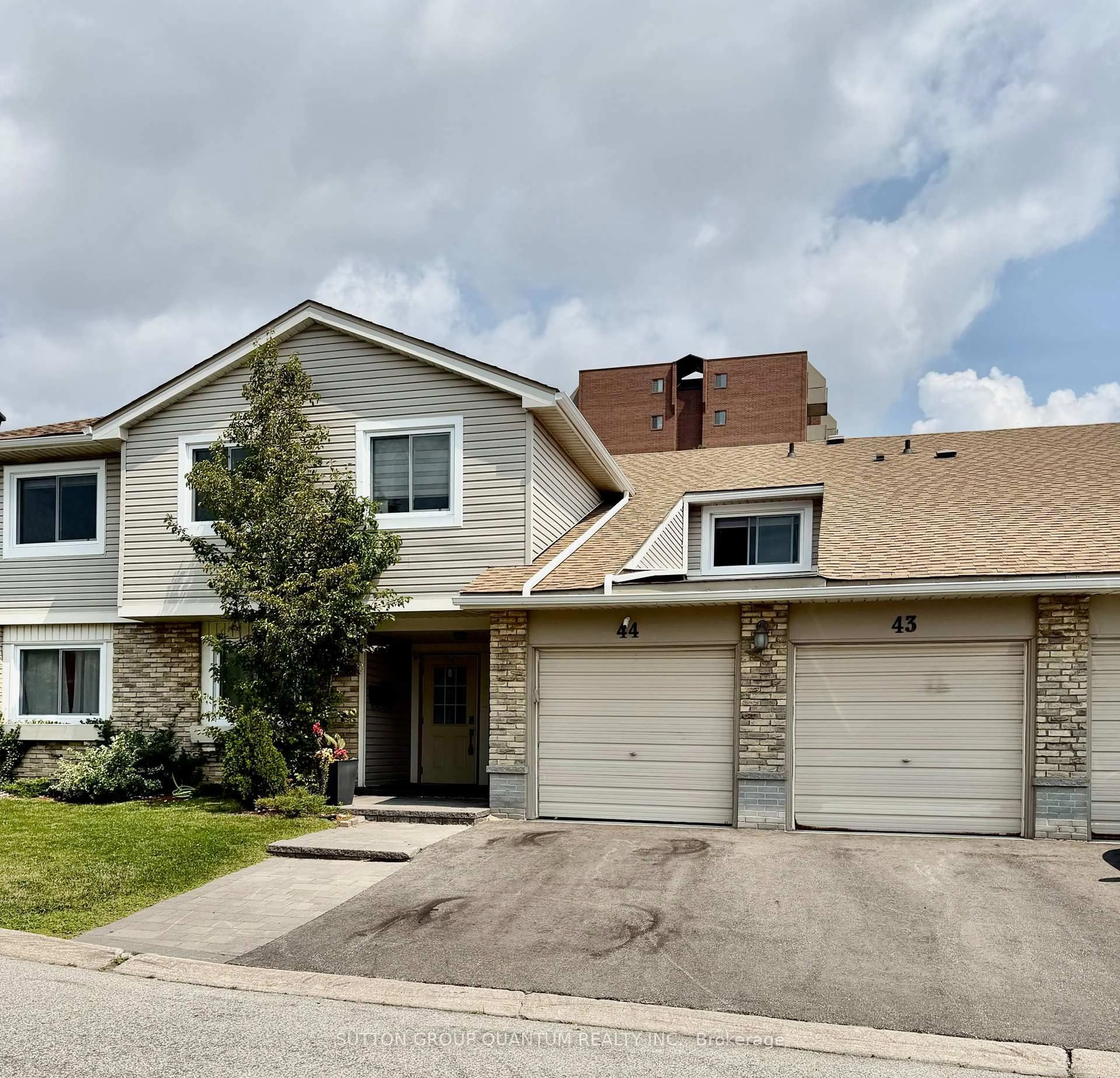 Home with vinyl exterior material, street for 6777 Formentera Ave #42, Mississauga Ontario L5N 2M3