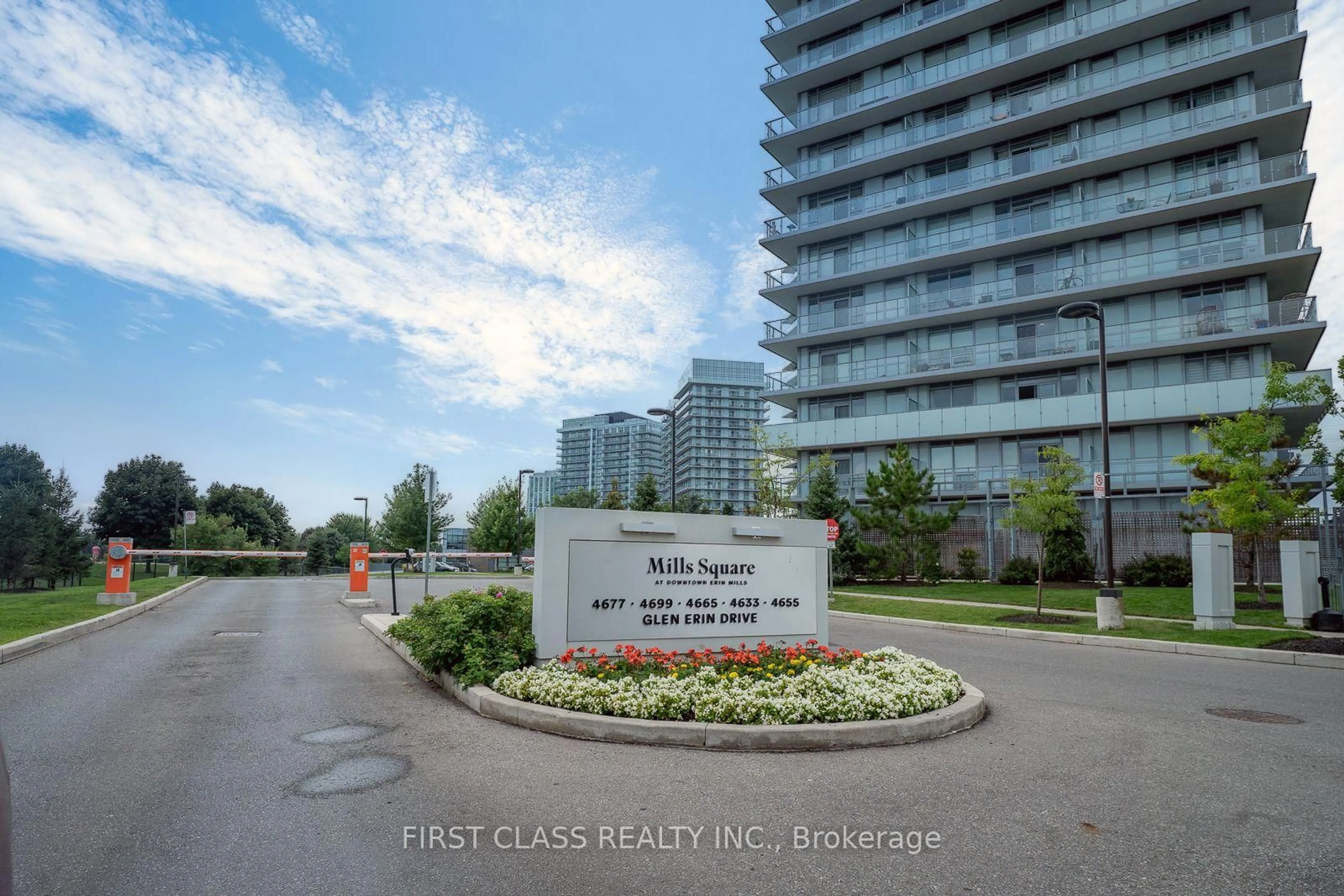 Unknown for 4699 Glen Erin Dr #605, Mississauga Ontario L5M 2E5