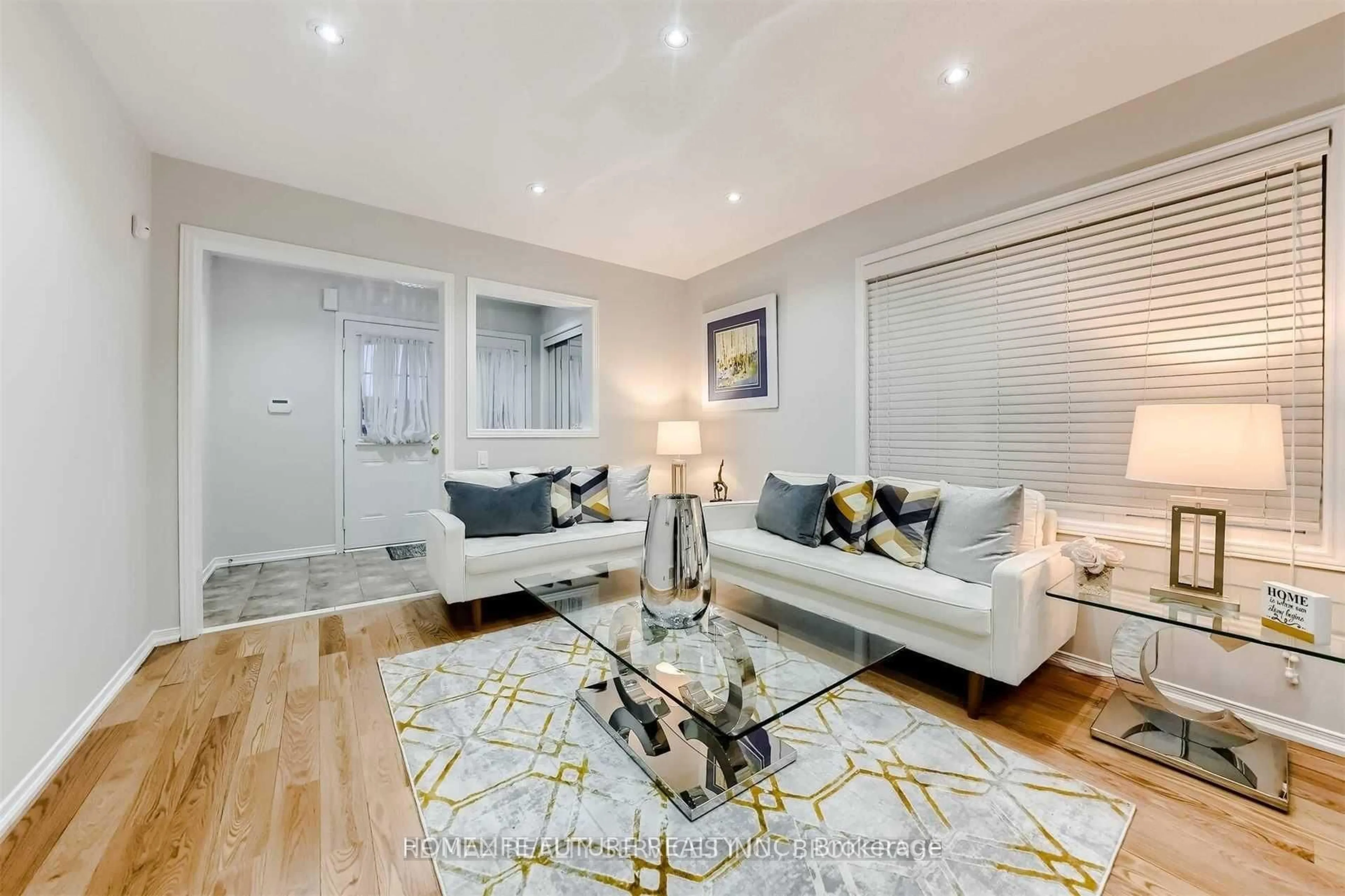 Living room with furniture, unknown for 24 Oklahoma Dr, Brampton Ontario L6P 3J7
