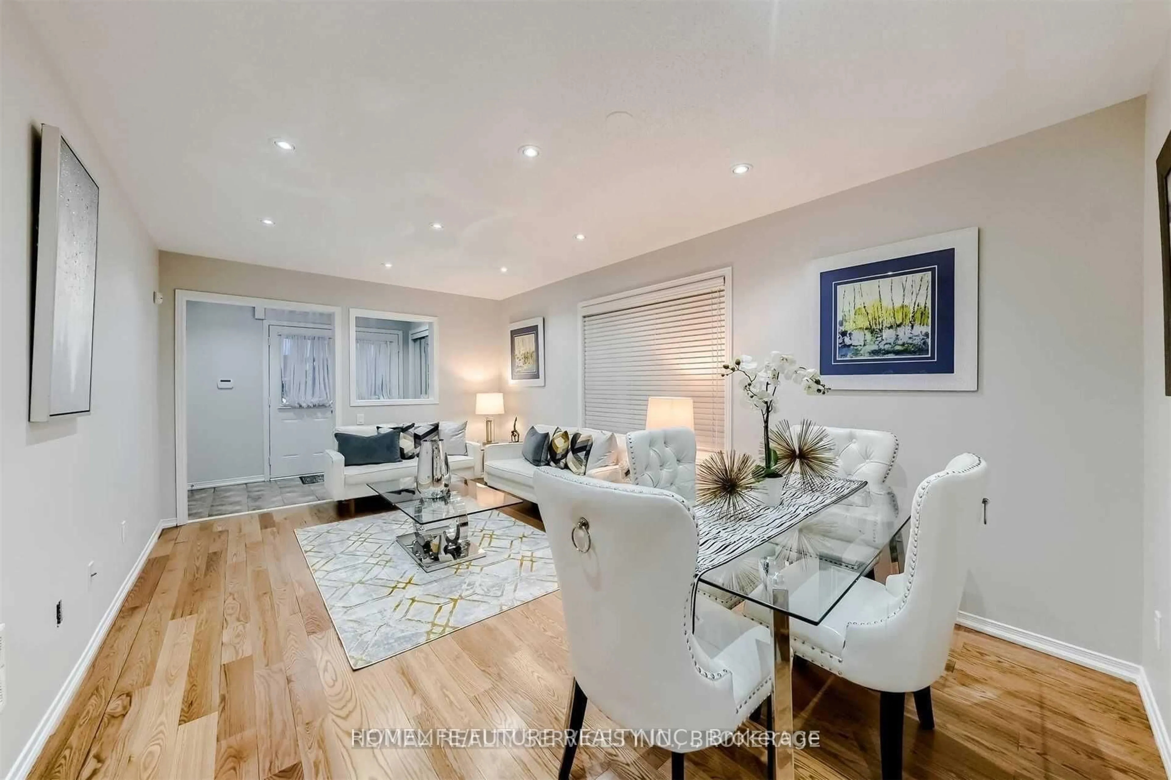 Living room with furniture, unknown for 24 Oklahoma Dr, Brampton Ontario L6P 3J7