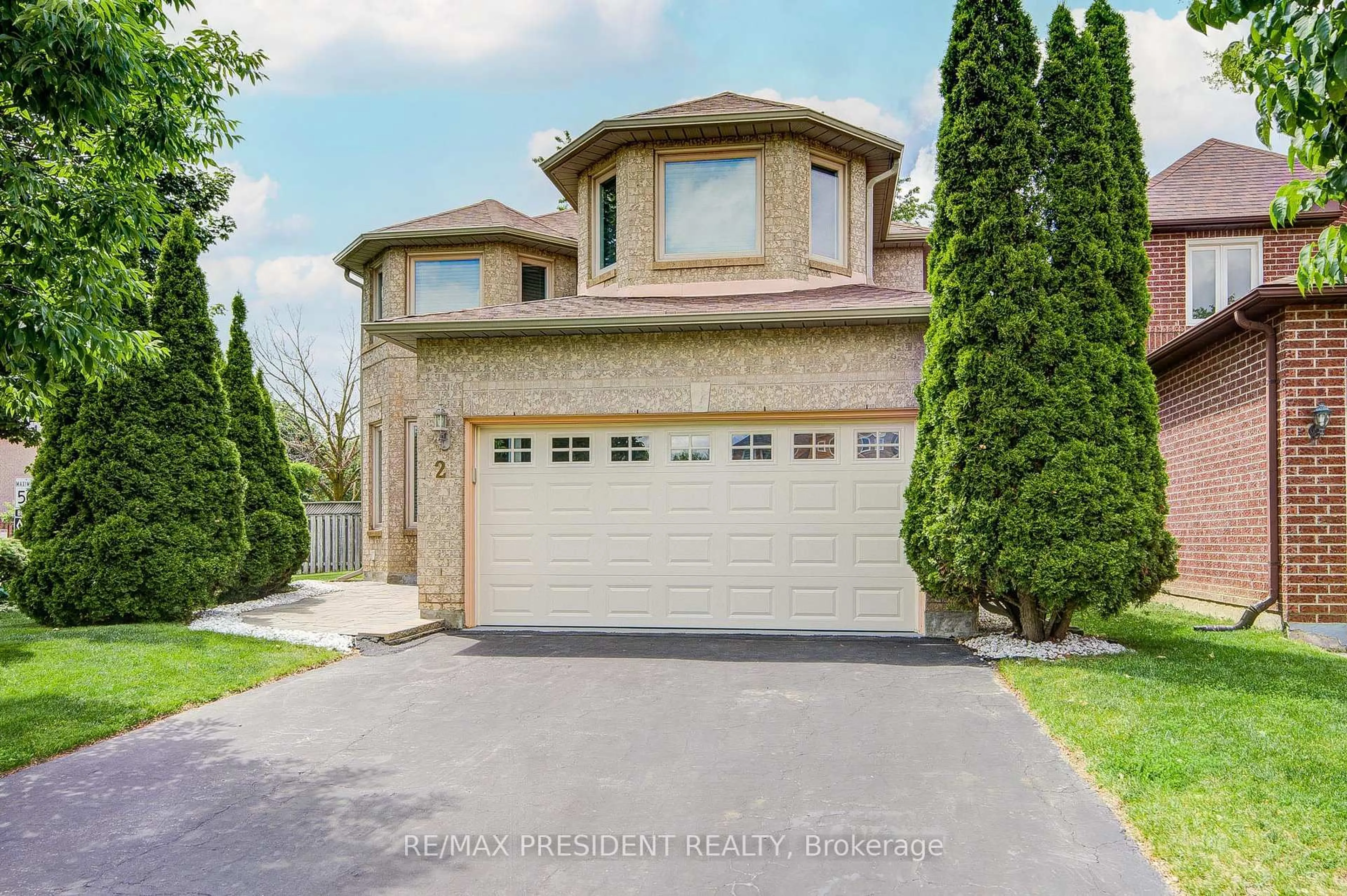 Home with brick exterior material, street for 2 Banner Rd, Brampton Ontario L6X 4K6