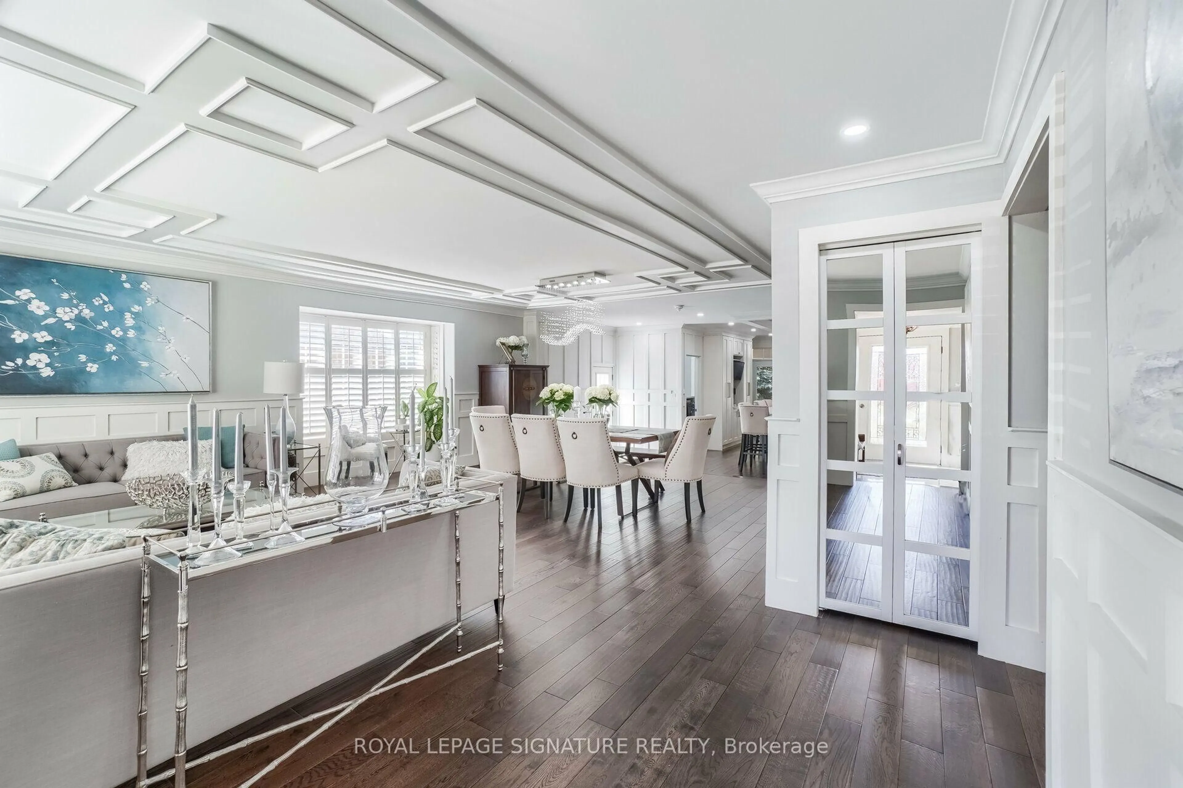 Dining room, unknown for 16 Bairstow Cres, Halton Hills Ontario L7G 1L8