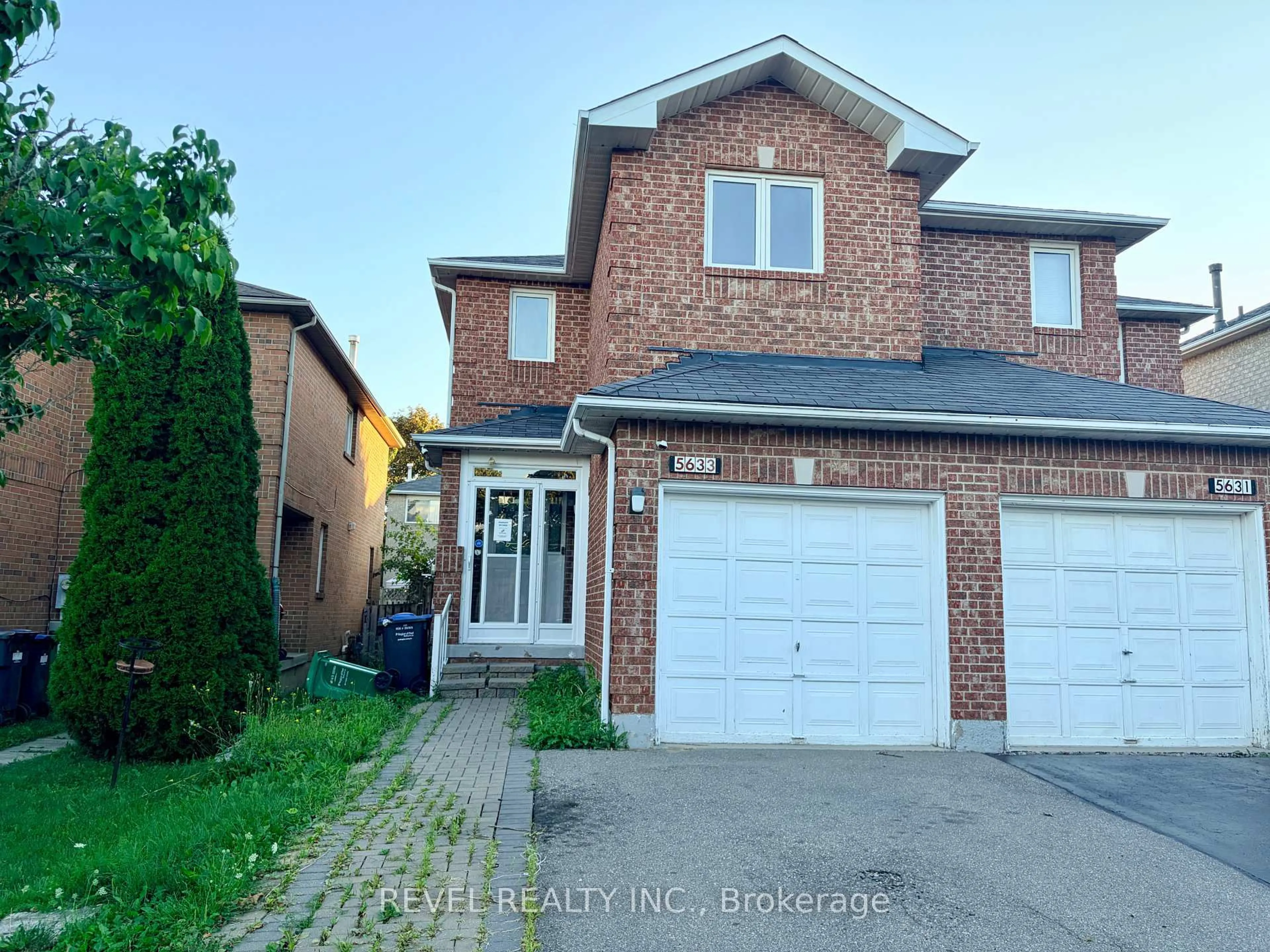 Home with brick exterior material, street for 5633 Cortina Cres, Mississauga Ontario L4Z 3R3