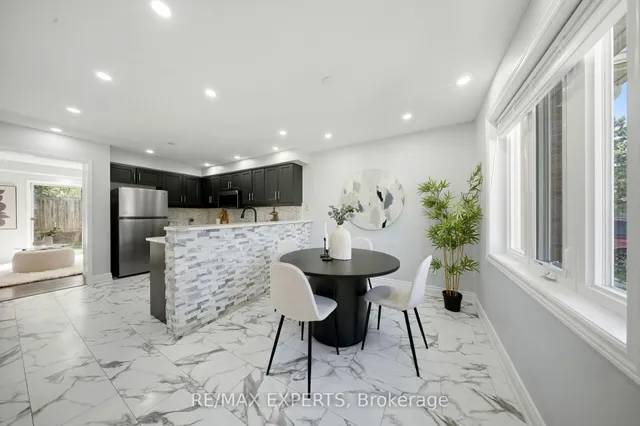 5910 Greensboro Dr #113, Mississauga 5