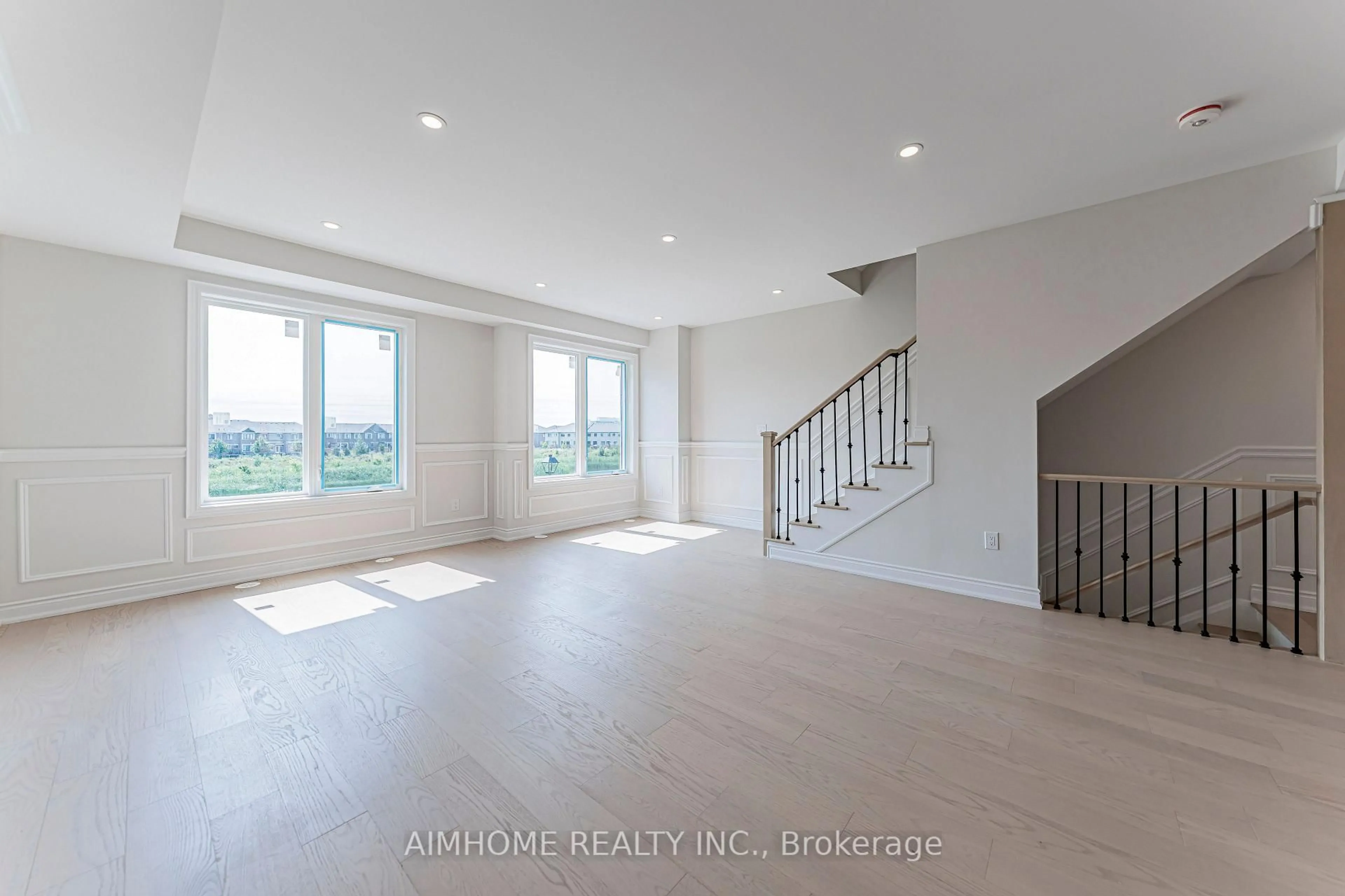 Unknown for 3070 John McKay Blvd #10, Oakville Ontario L6H 4K5