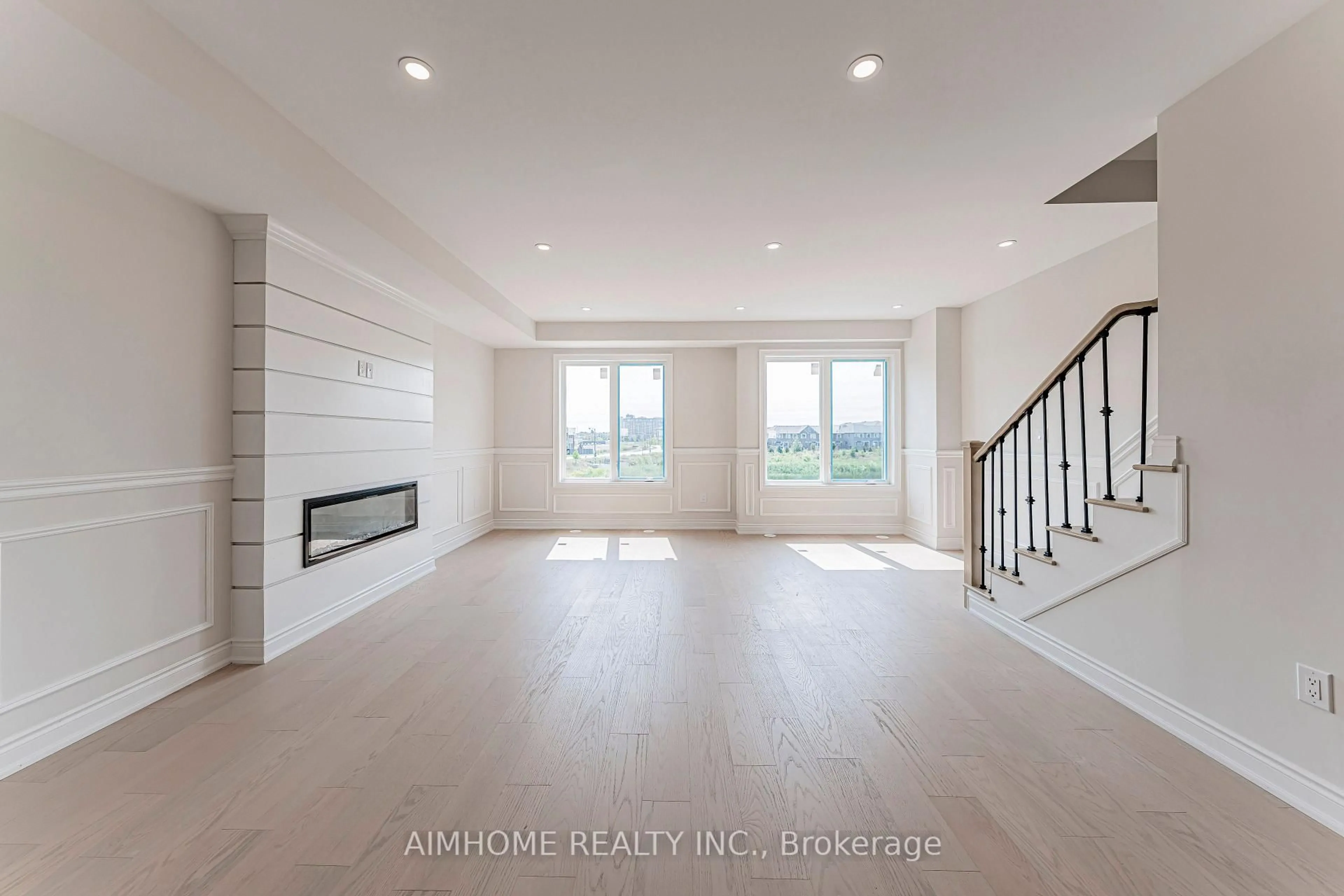 A pic of a room for 3070 John McKay Blvd #10, Oakville Ontario L6H 4K5