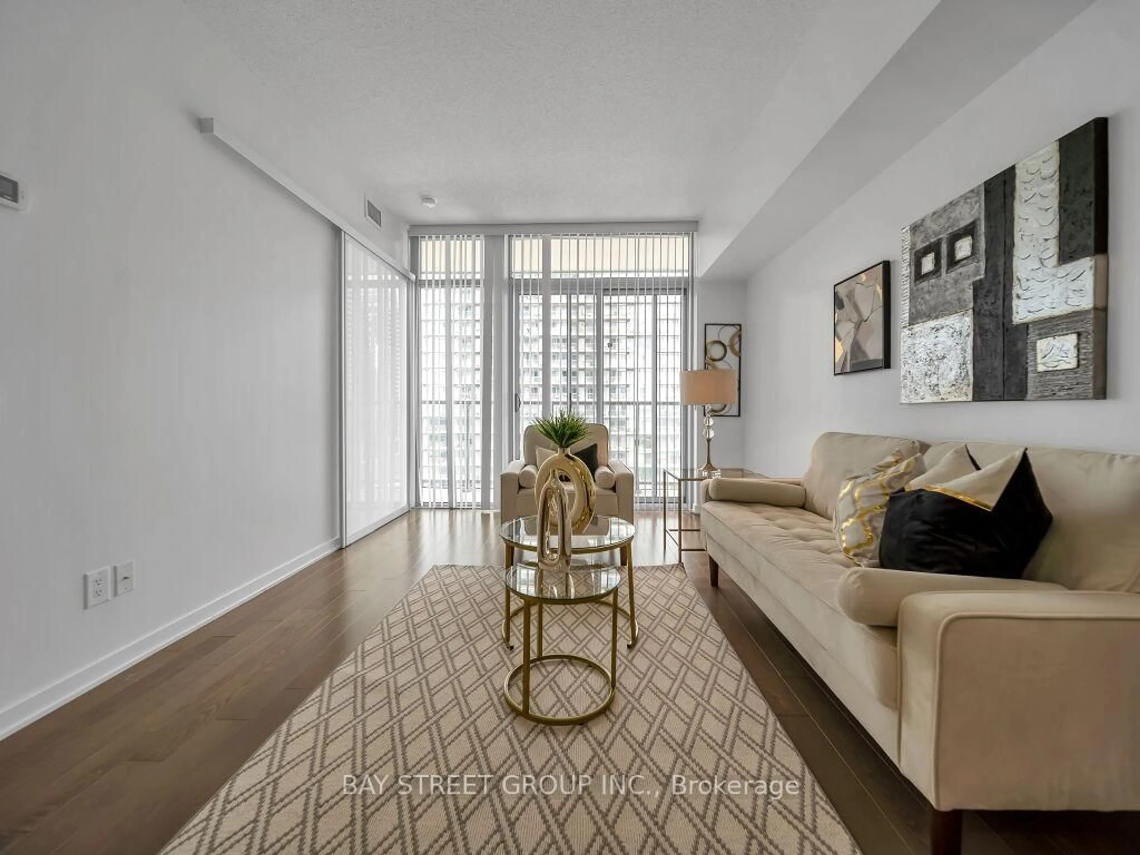 Living room with furniture, unknown for 105 The Queensway Ave #1501, Toronto Ontario M6G 5B5