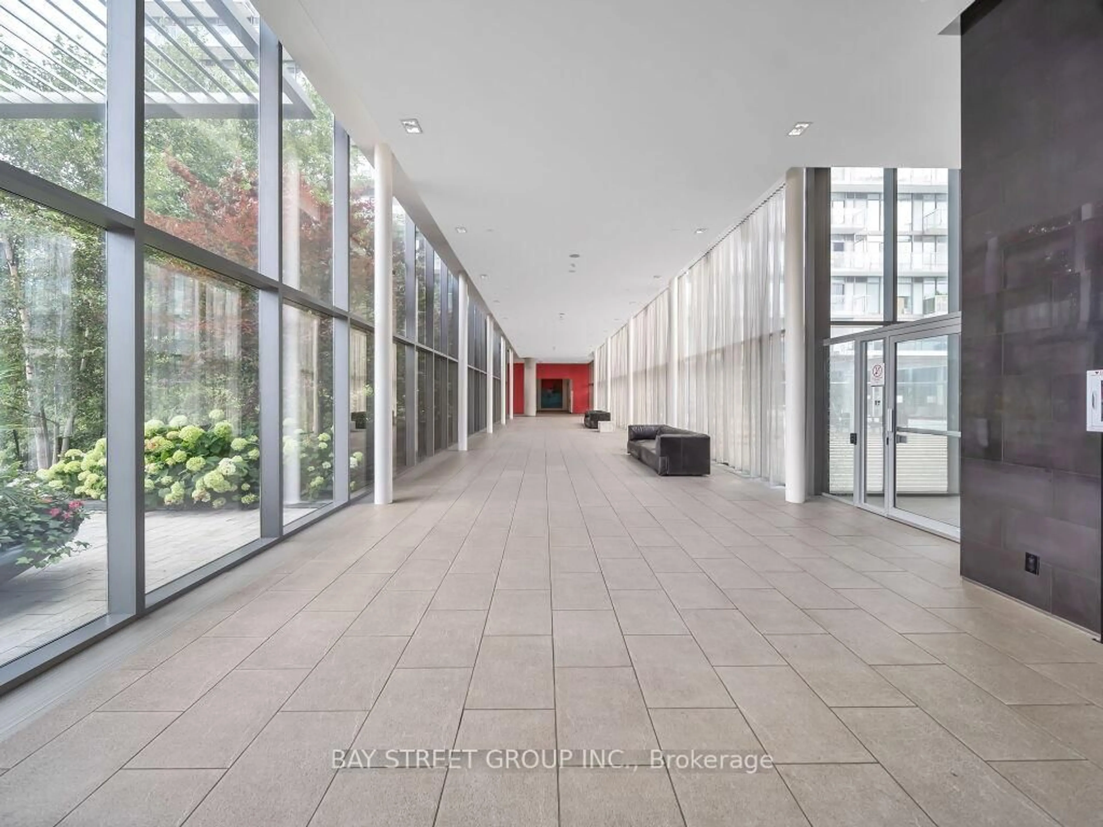 Indoor foyer for 105 The Queensway Ave #1501, Toronto Ontario M6G 5B5