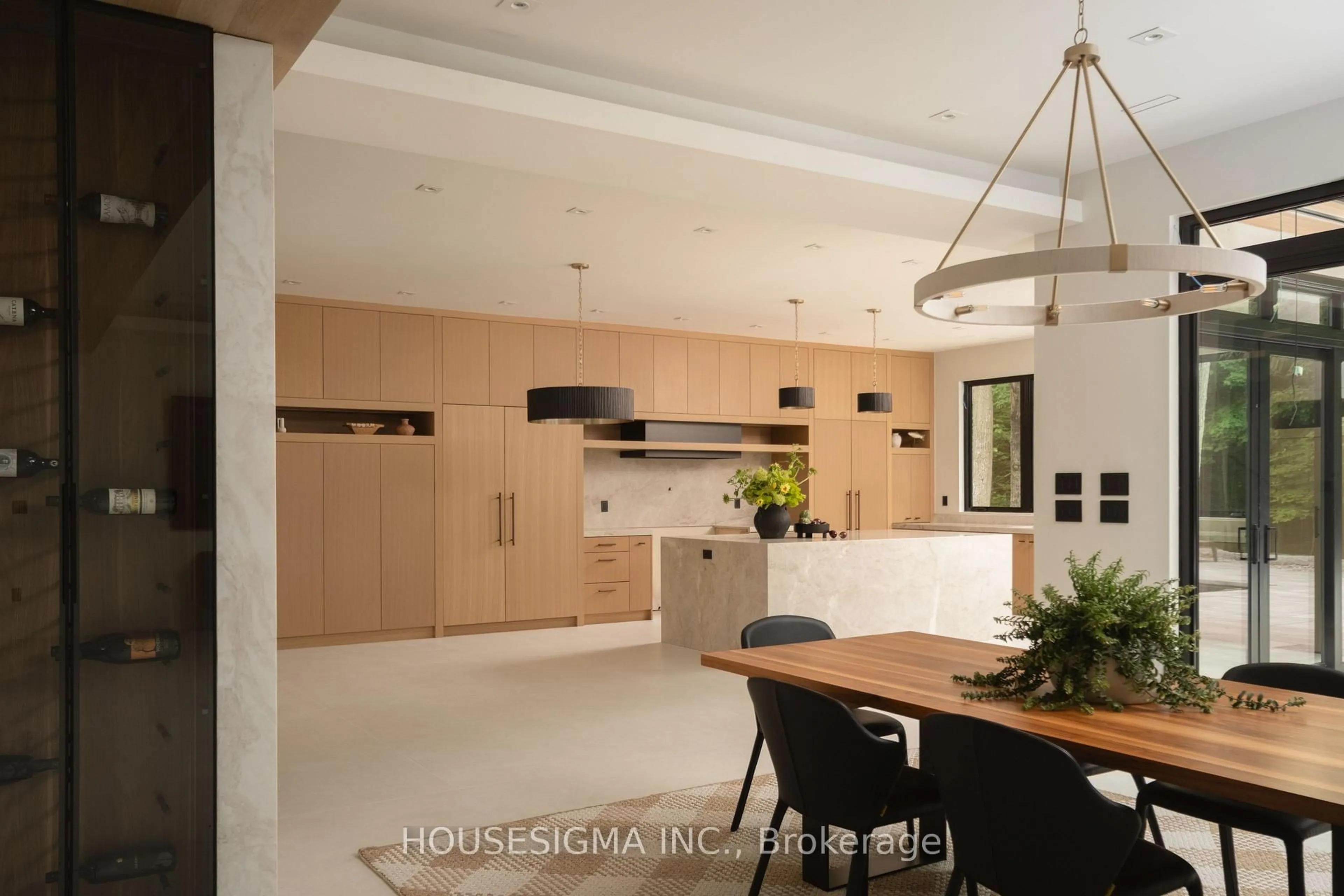 Contemporary kitchen, unknown for 7 Maple Meadow Crt, Caledon Ontario L7K 0G2