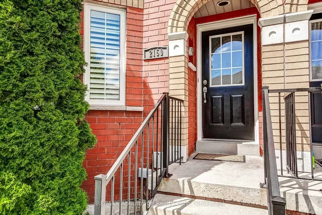 2150 Forest Gate Park, Oakville 2