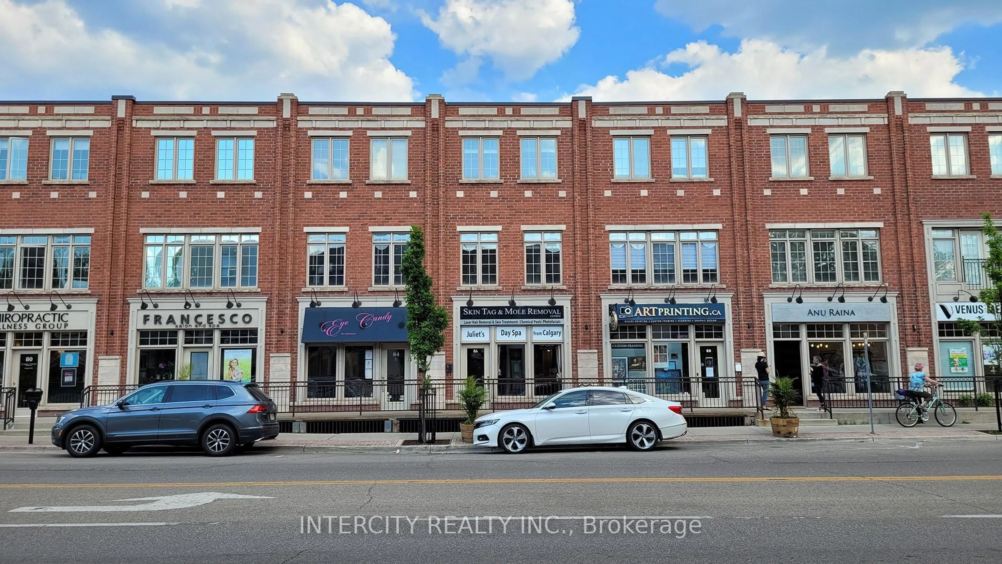 Unknown for 86 Lakeshore Rd, Oakville Ontario L6K 3A2