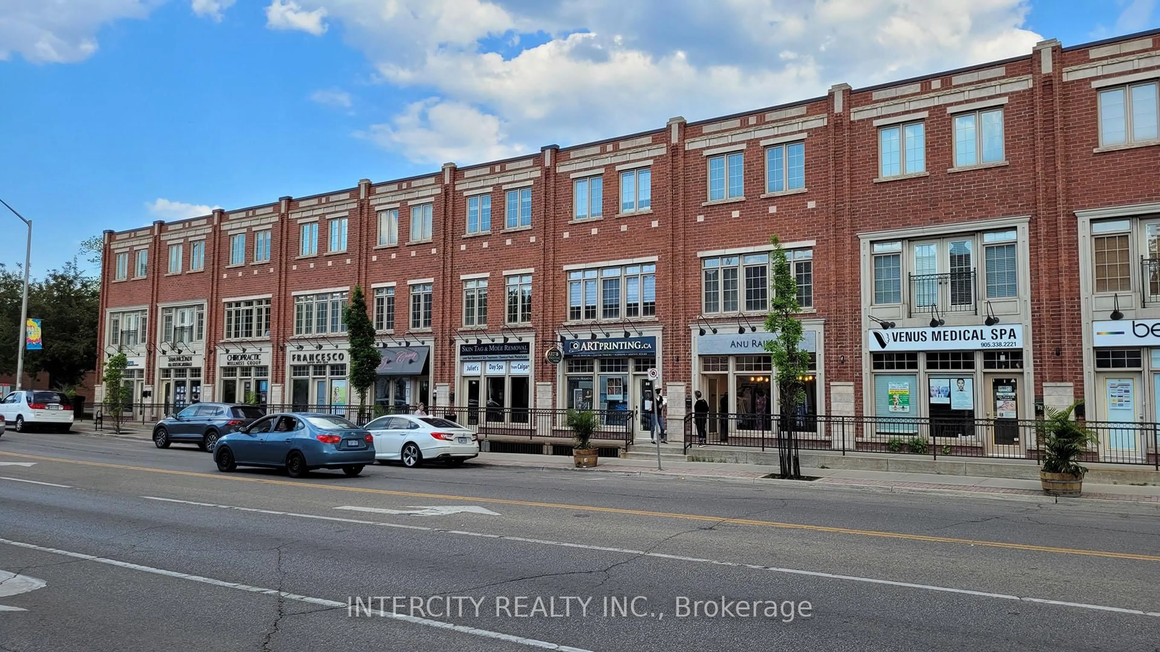 Unknown for 86 Lakeshore Rd, Oakville Ontario L6K 3A2