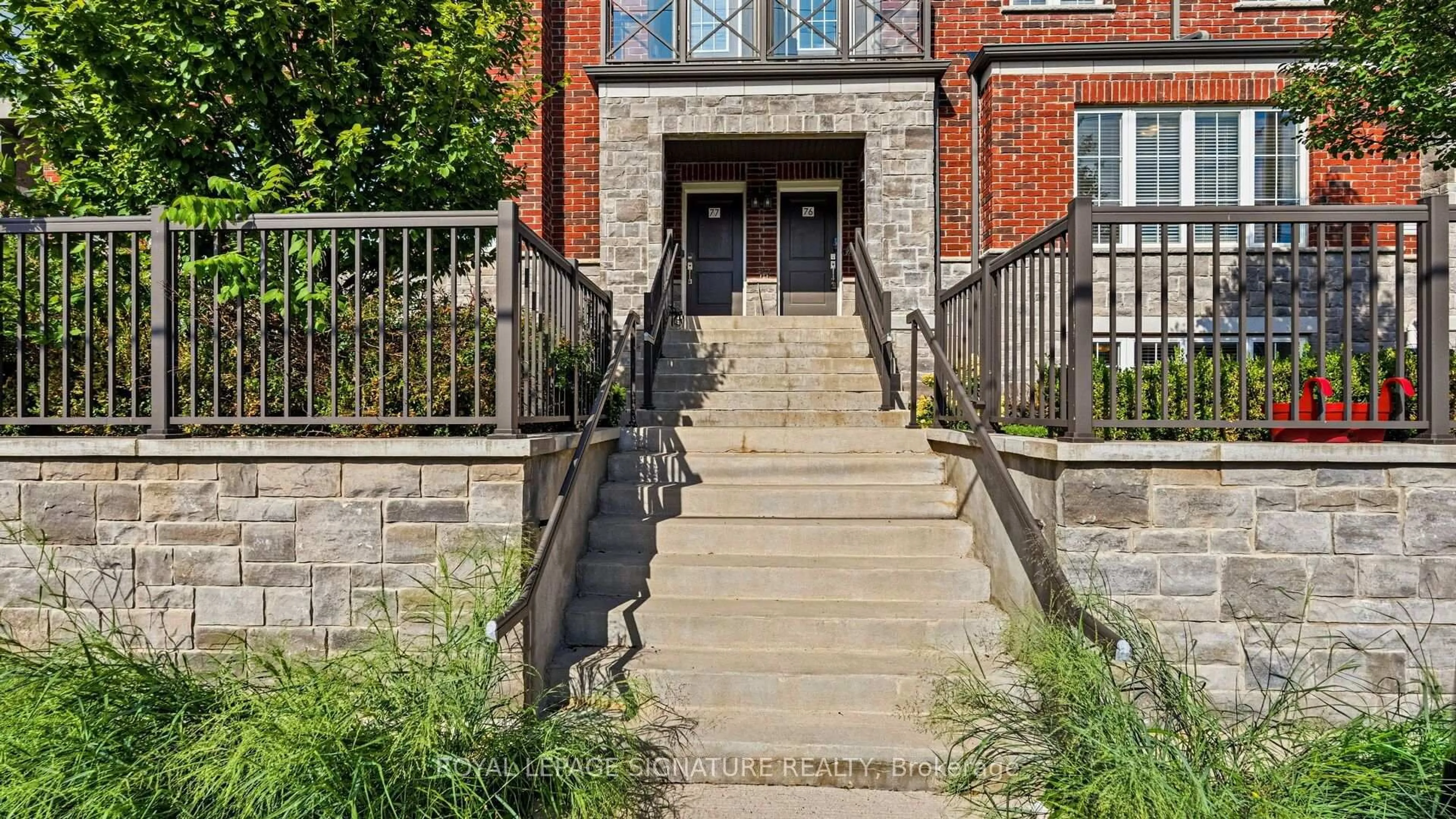 Stairs for 445 Ontario St #75, Milton Ontario L9T 9K4