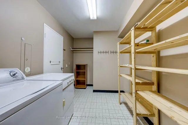 1580 Mississauga Valley Blvd #1202, Mississauga 3